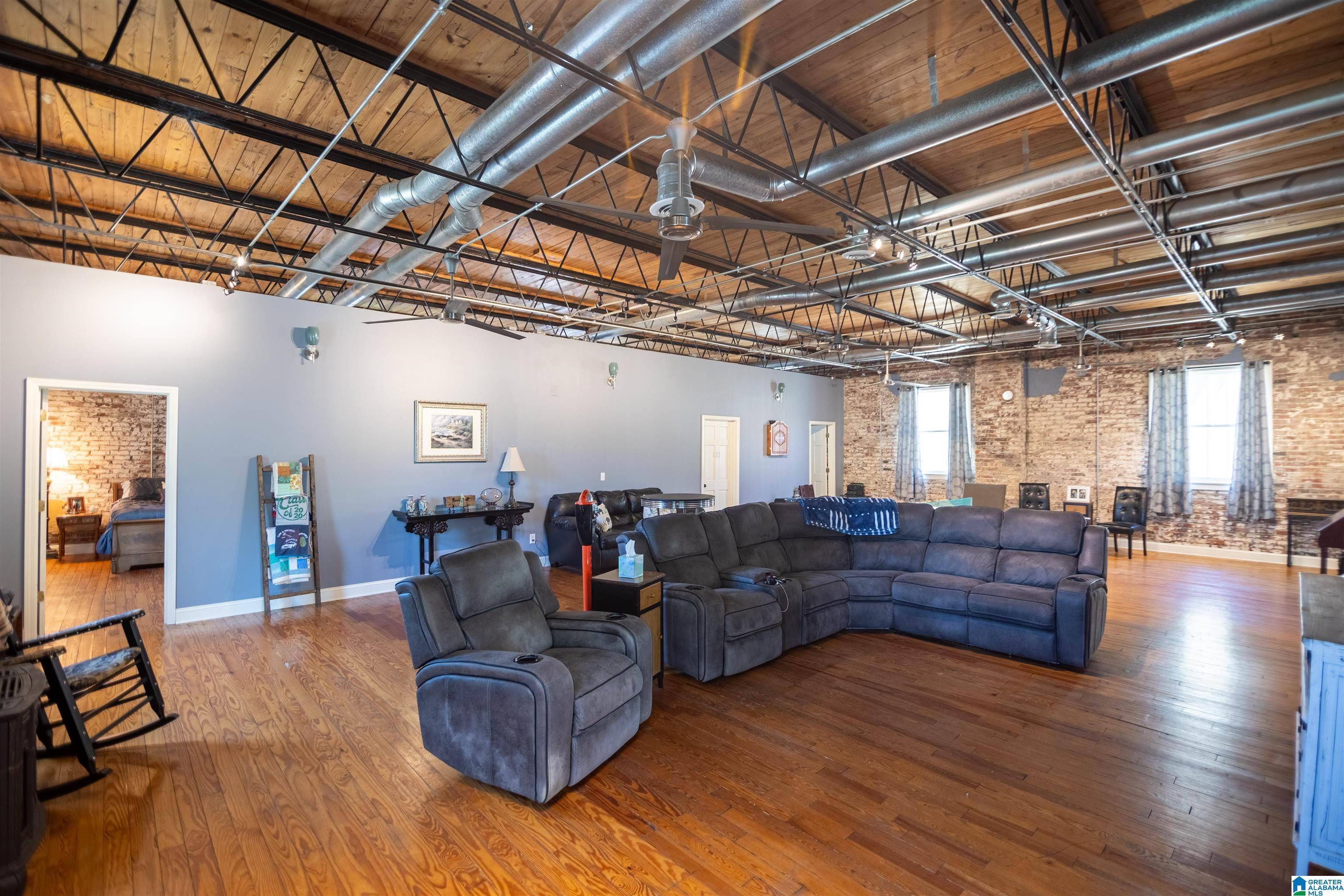Adamsville, AL 35005,4919 RAILROAD AVENUE
