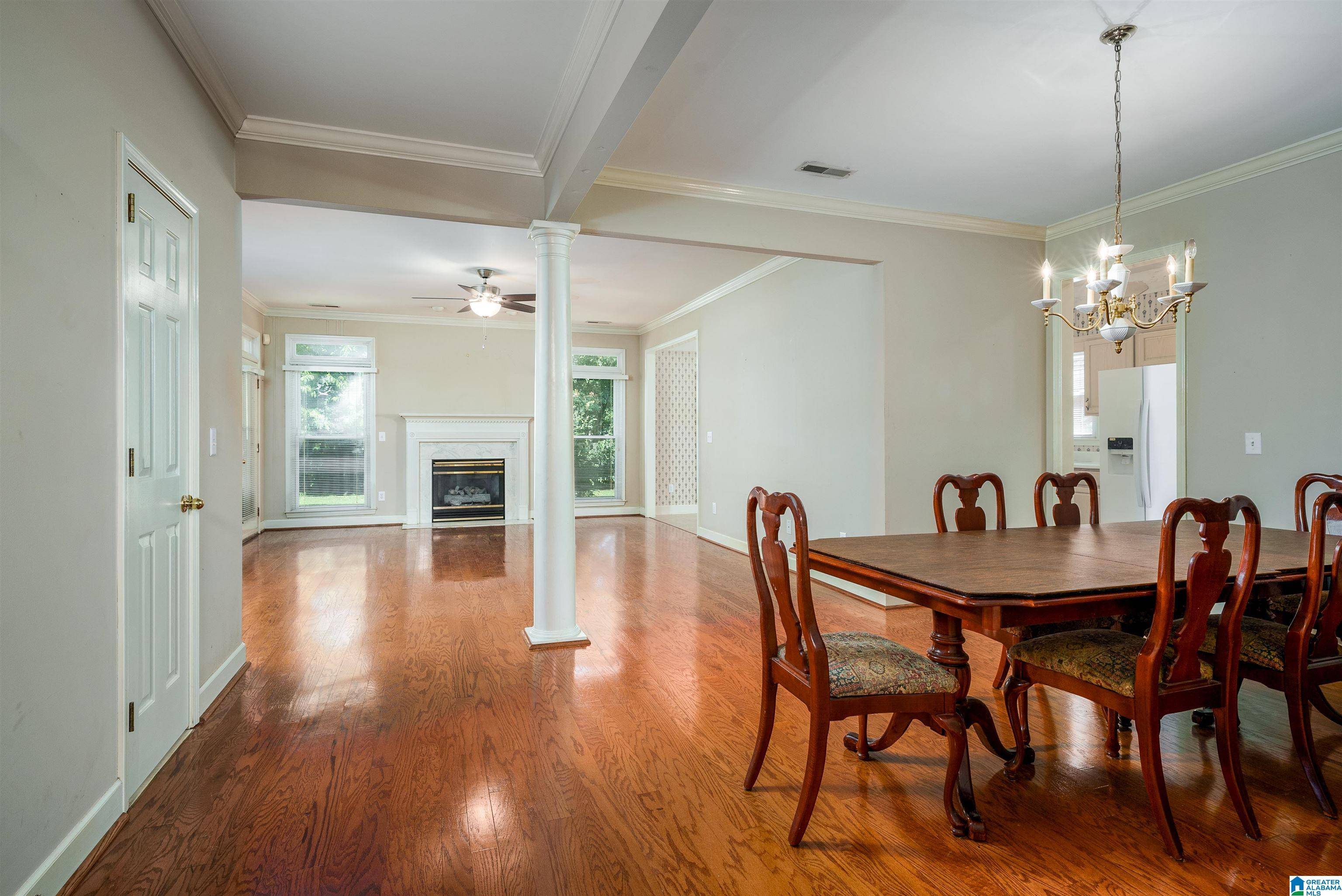 Hoover, AL 35244,218 CREST LAKE DRIVE