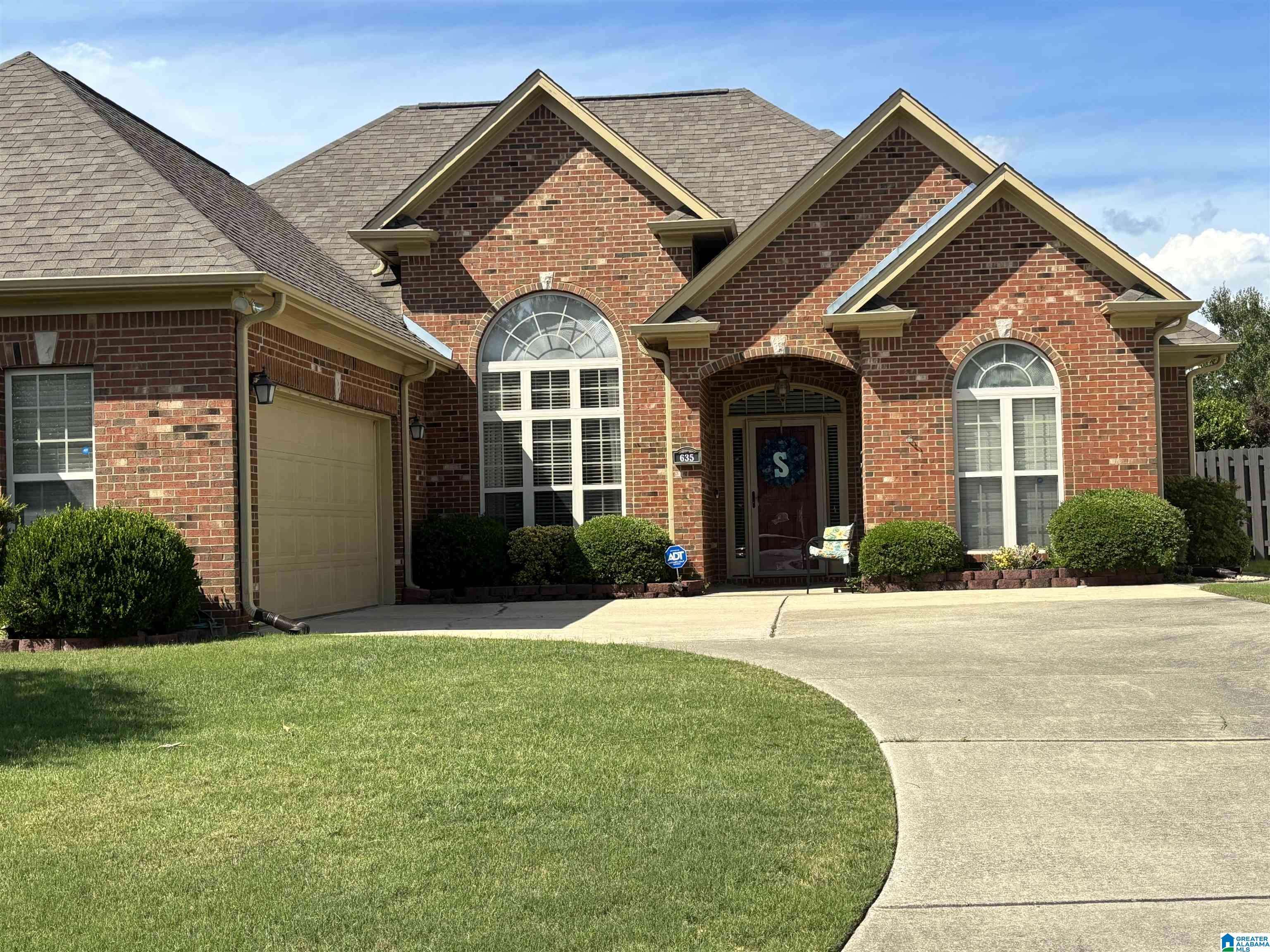 Calera, AL 35040,635 WATERFORD LANE