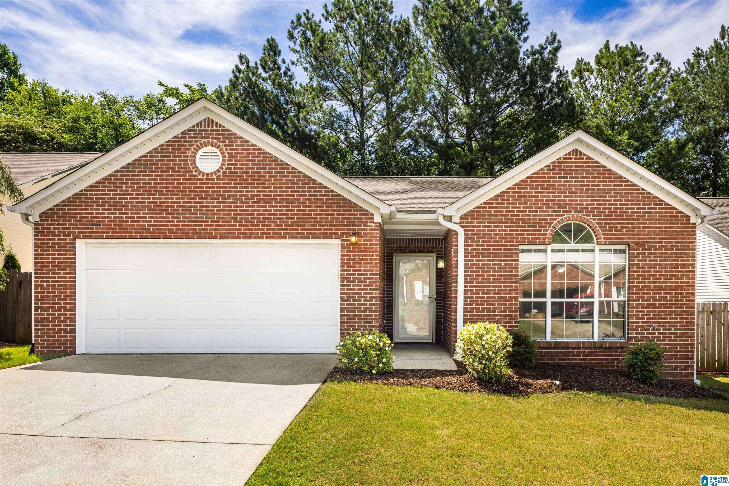 Birmingham, AL 35235,4321 PEBBLE GARDEN COURT