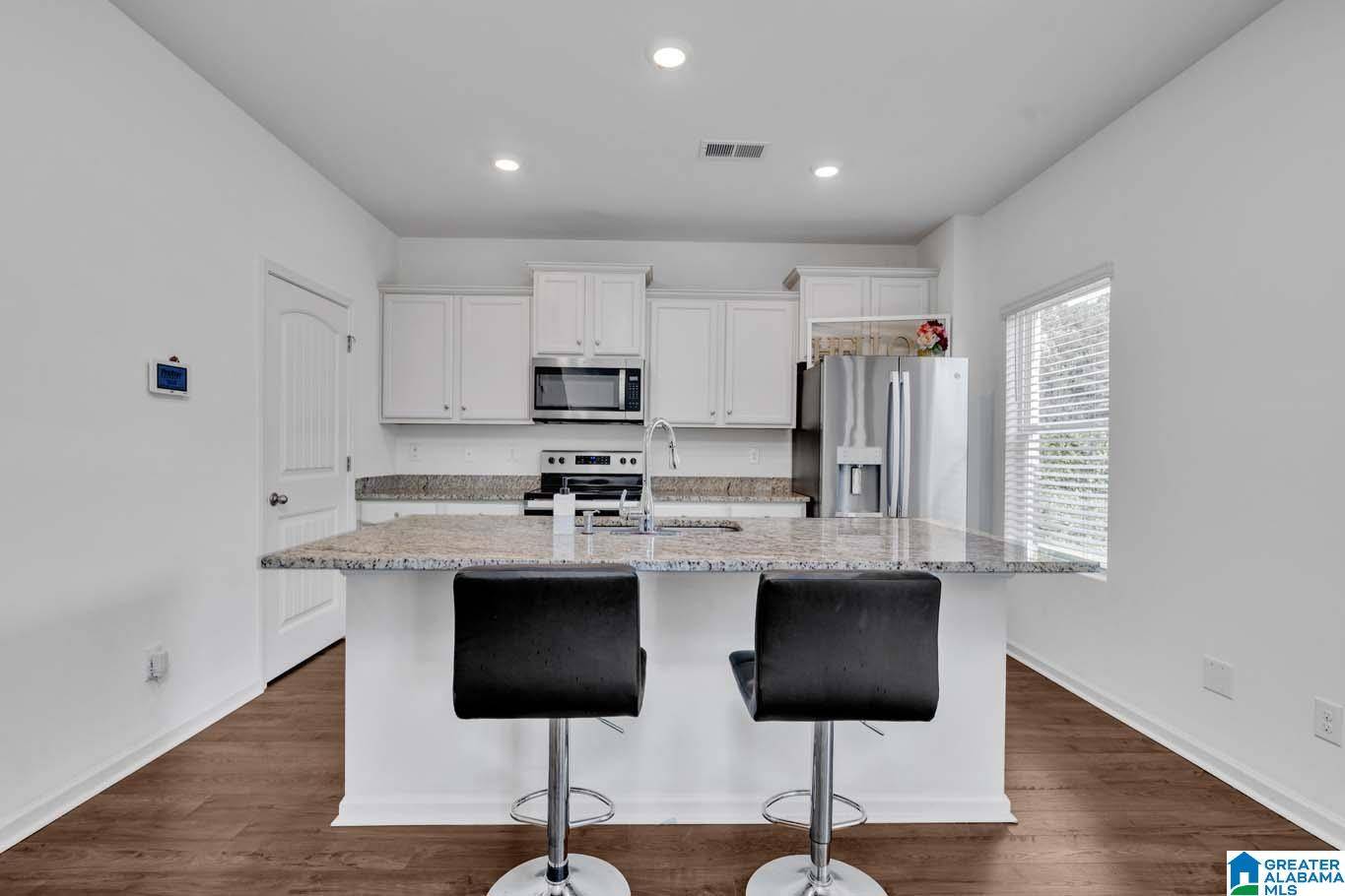 Fultondale, AL 35068,3744 GRAND CENTRAL AVENUE