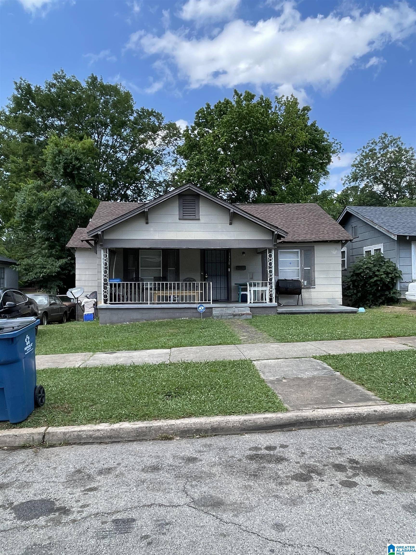 Tarrant, AL 35217,1338 PARK AVENUE