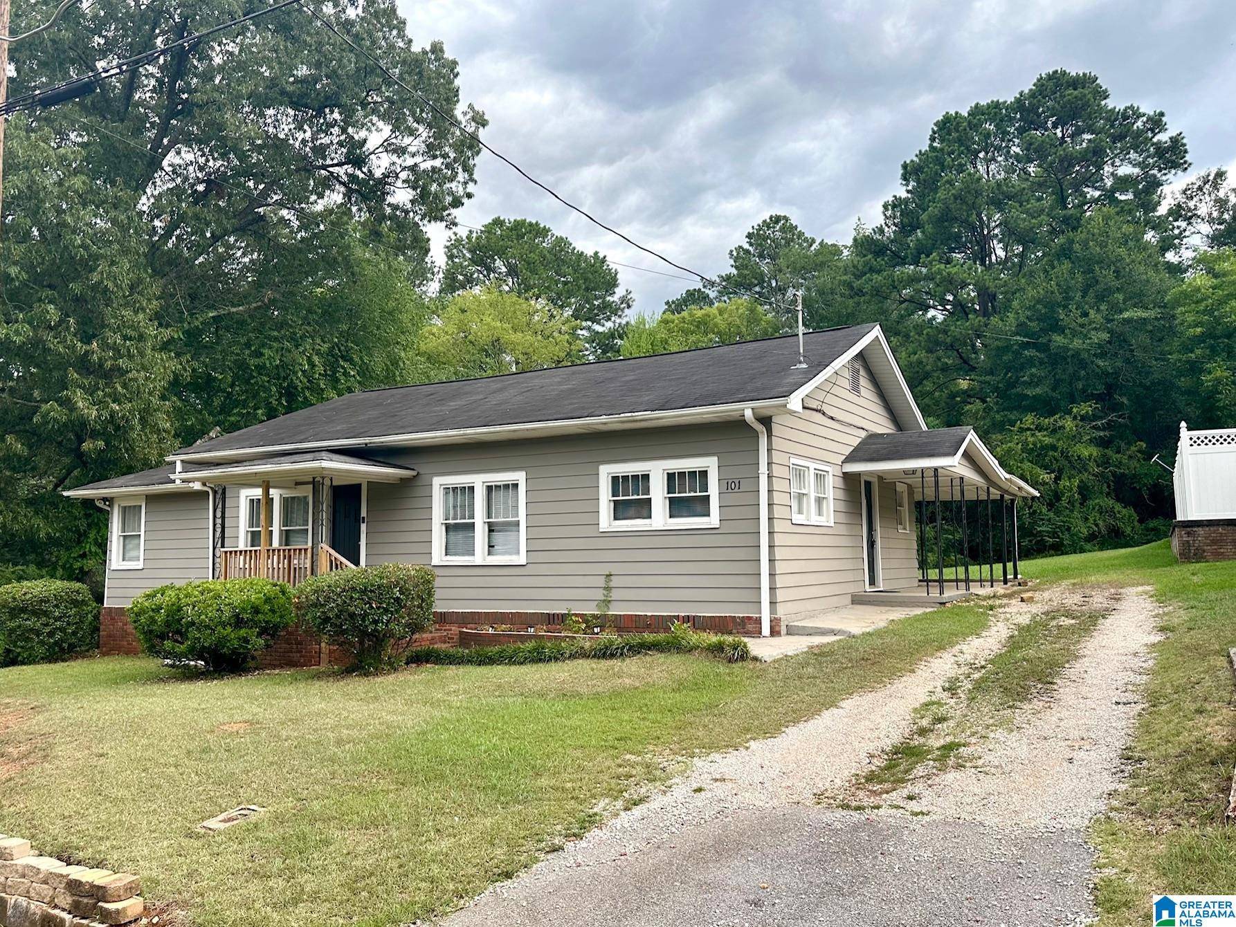 Hueytown, AL 35023,101 WALKER AVENUE
