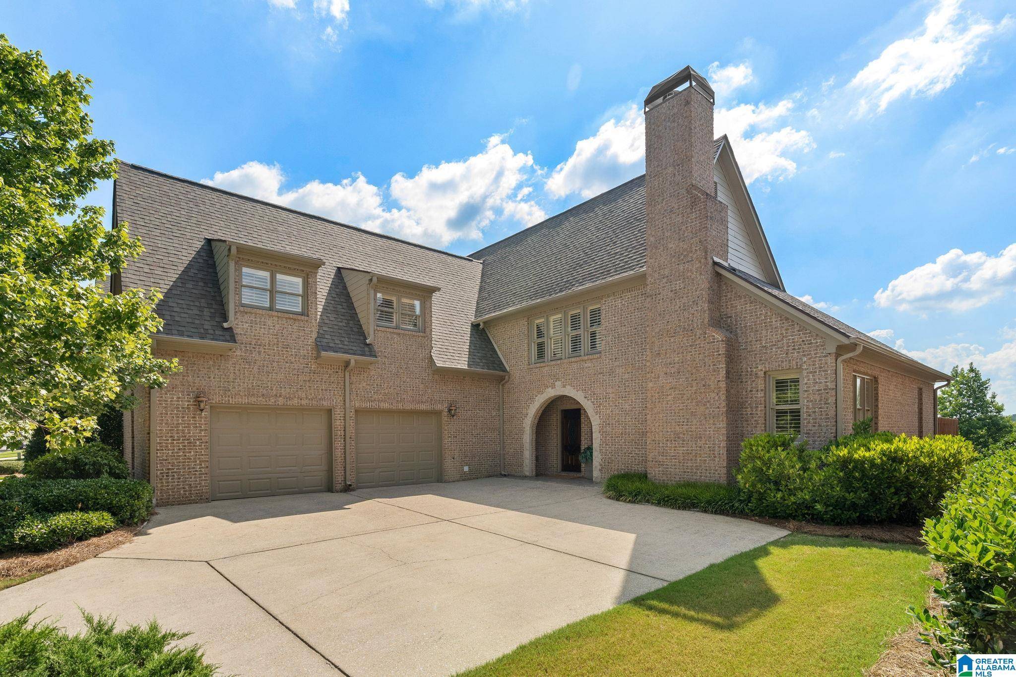 Hoover, AL 35244,5780 CHESTNUT TRACE