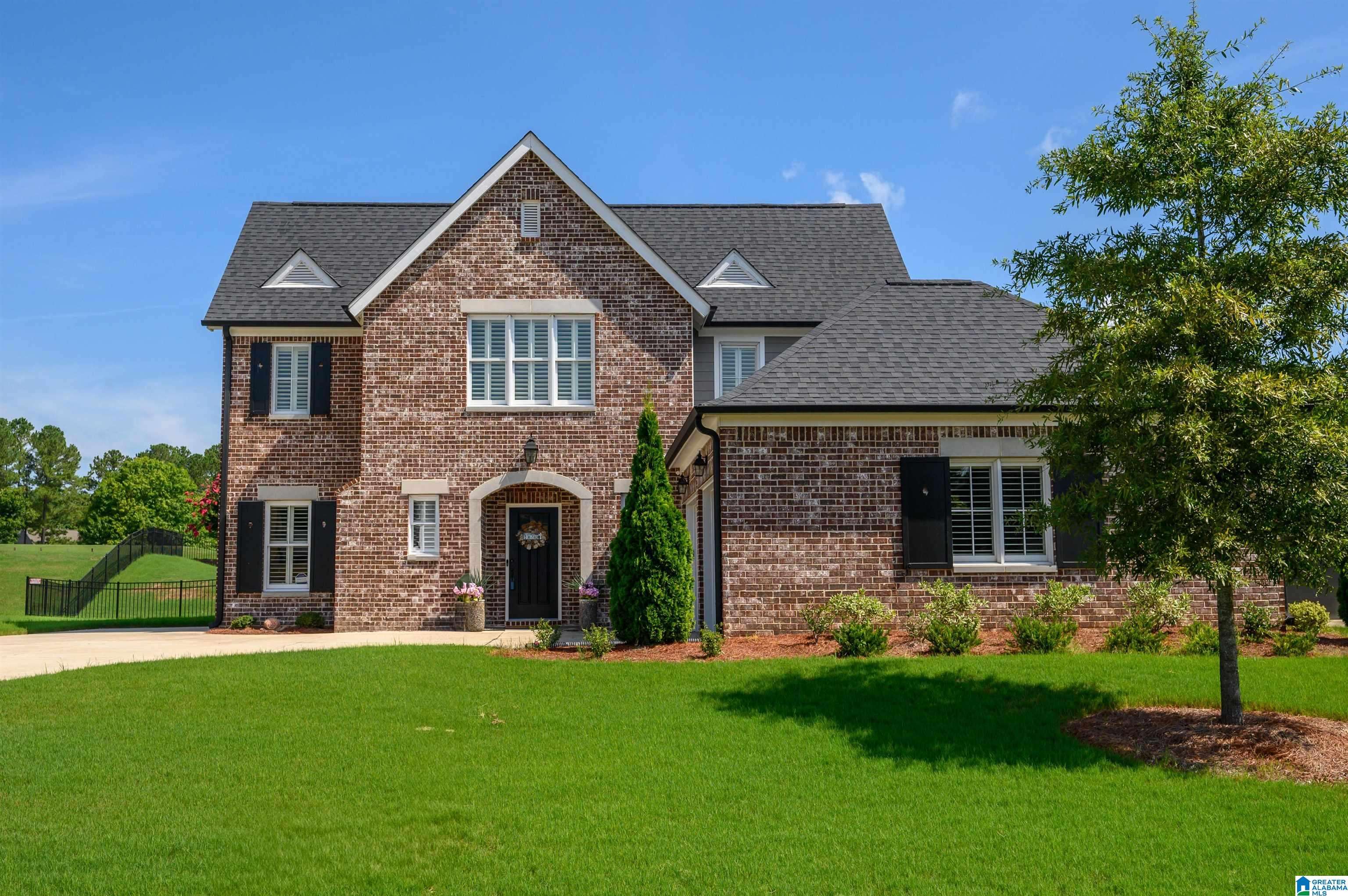 Pelham, AL 35124,429 GLEN IRIS CIRCLE