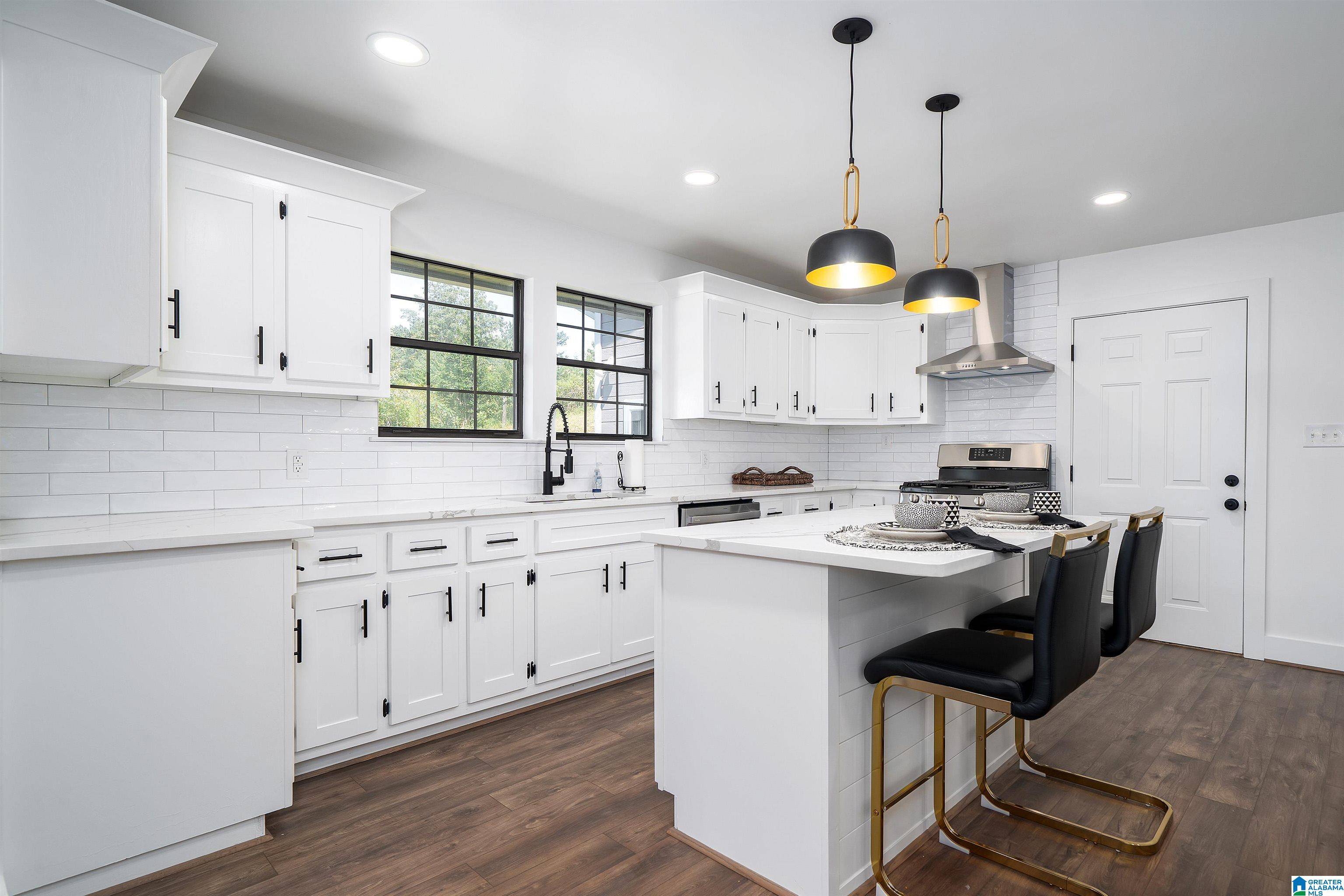 Warrior, AL 35180,1050 HIGHWAY 160