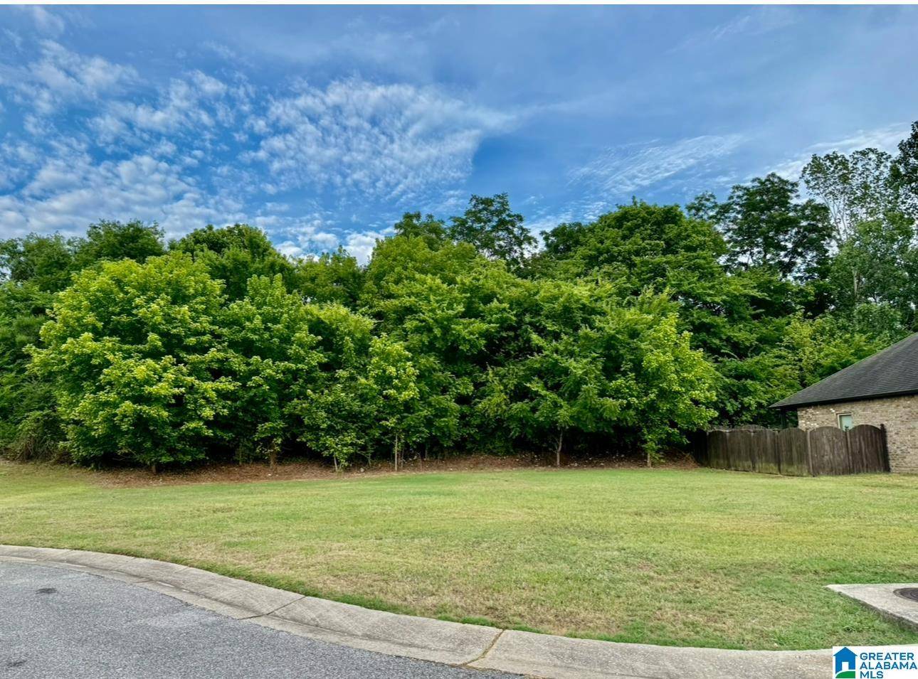 Pelham, AL 35124,206 CREEKSIDE COURT #232