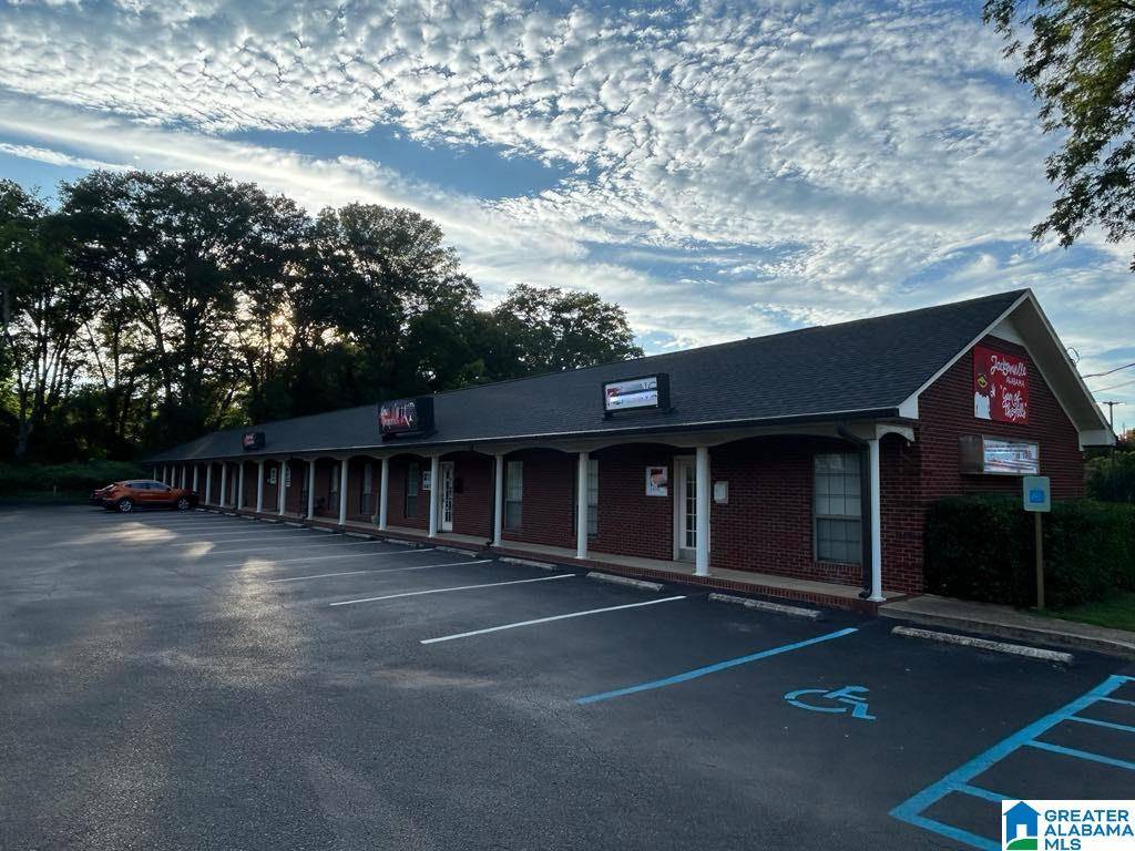 Jacksonville, AL 36265,613 PELHAM ROAD S #6 Units