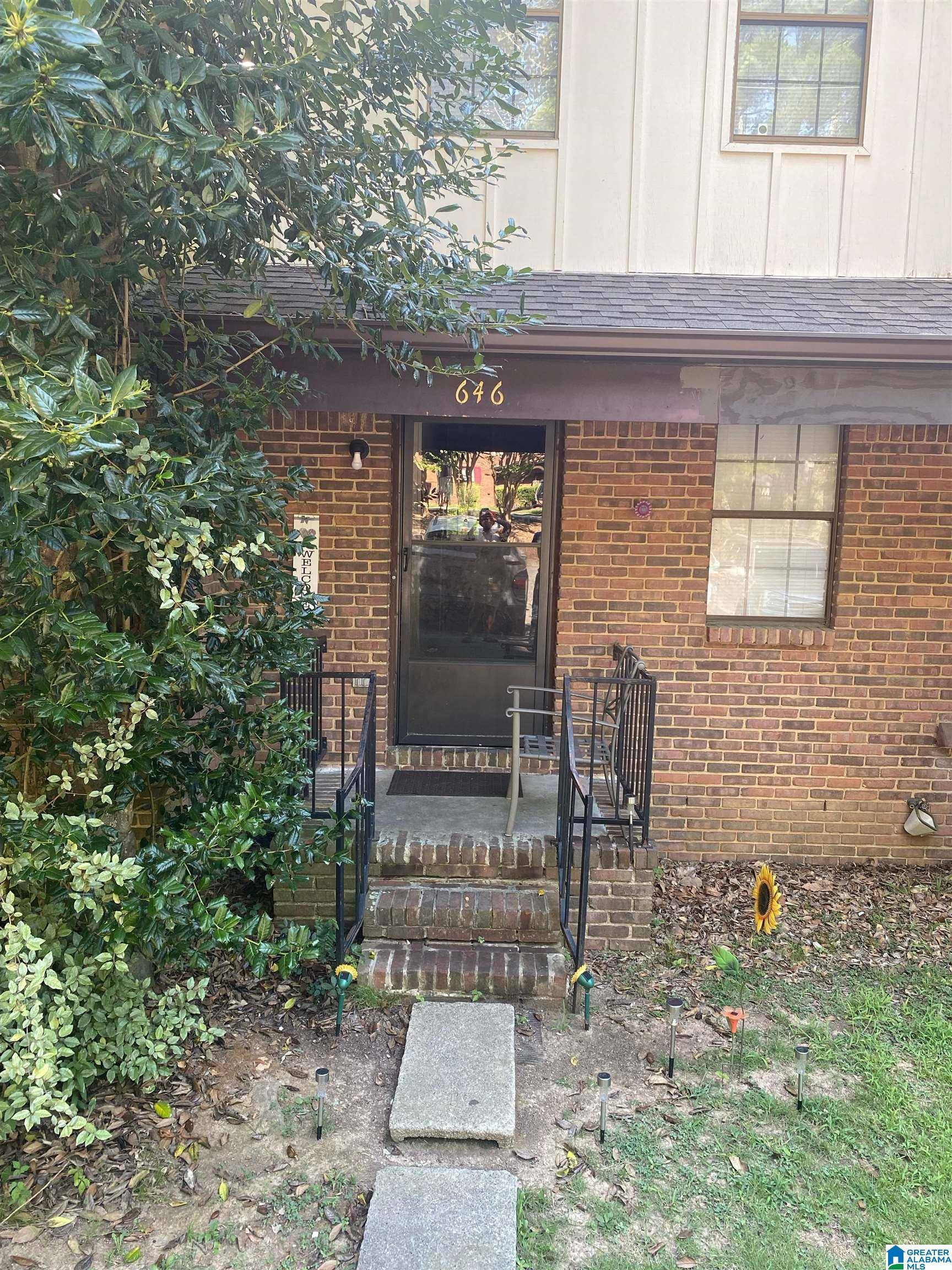Birmingham, AL 35215,646 VALLEY CREST DRIVE #646