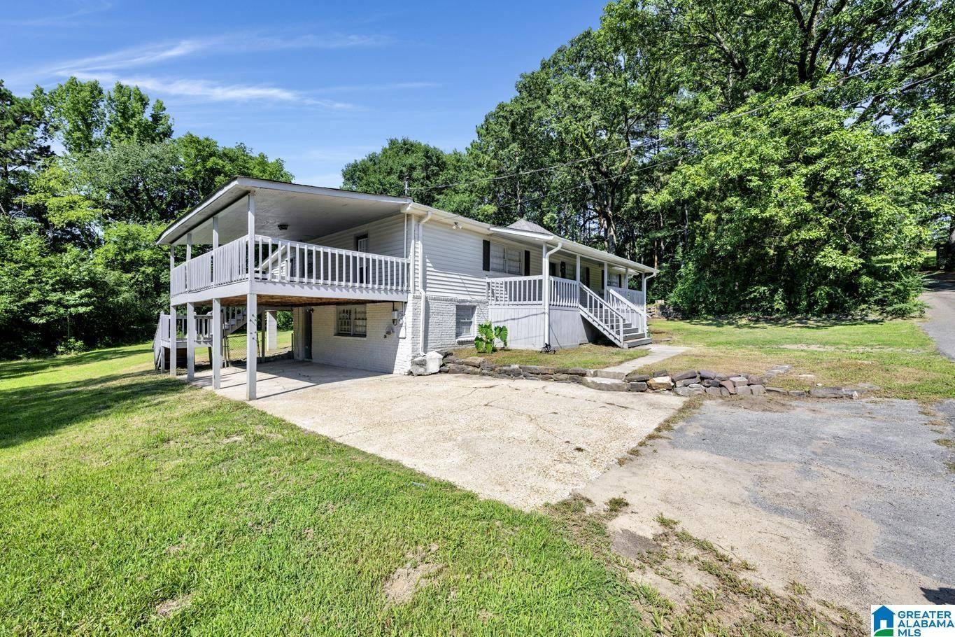 Hueytown, AL 35023,6308 STOKER DRIVE