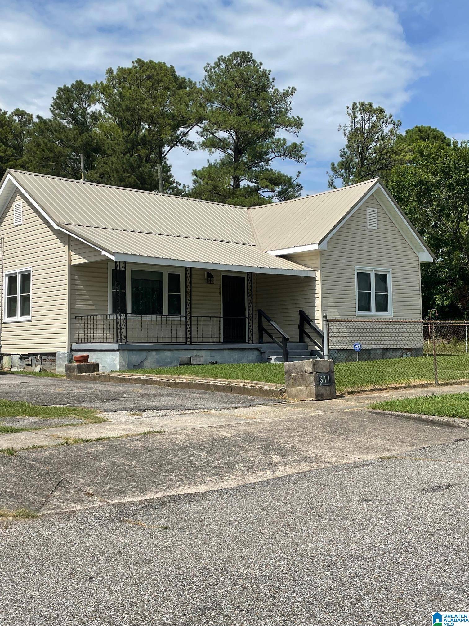 Anniston, AL 36201,511 W 13TH STREET