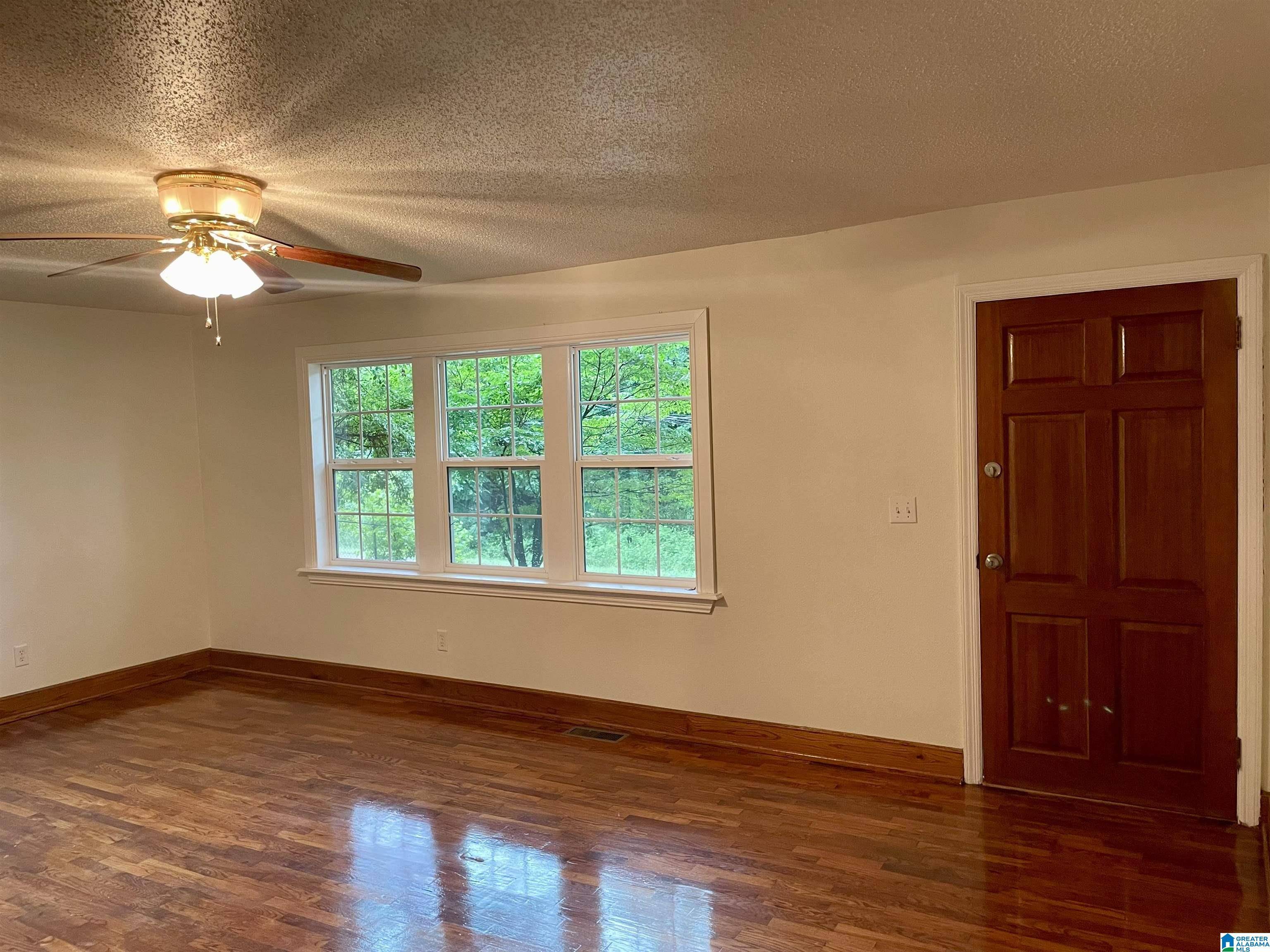 Gardendale, AL 35071,658 ODUM ROAD