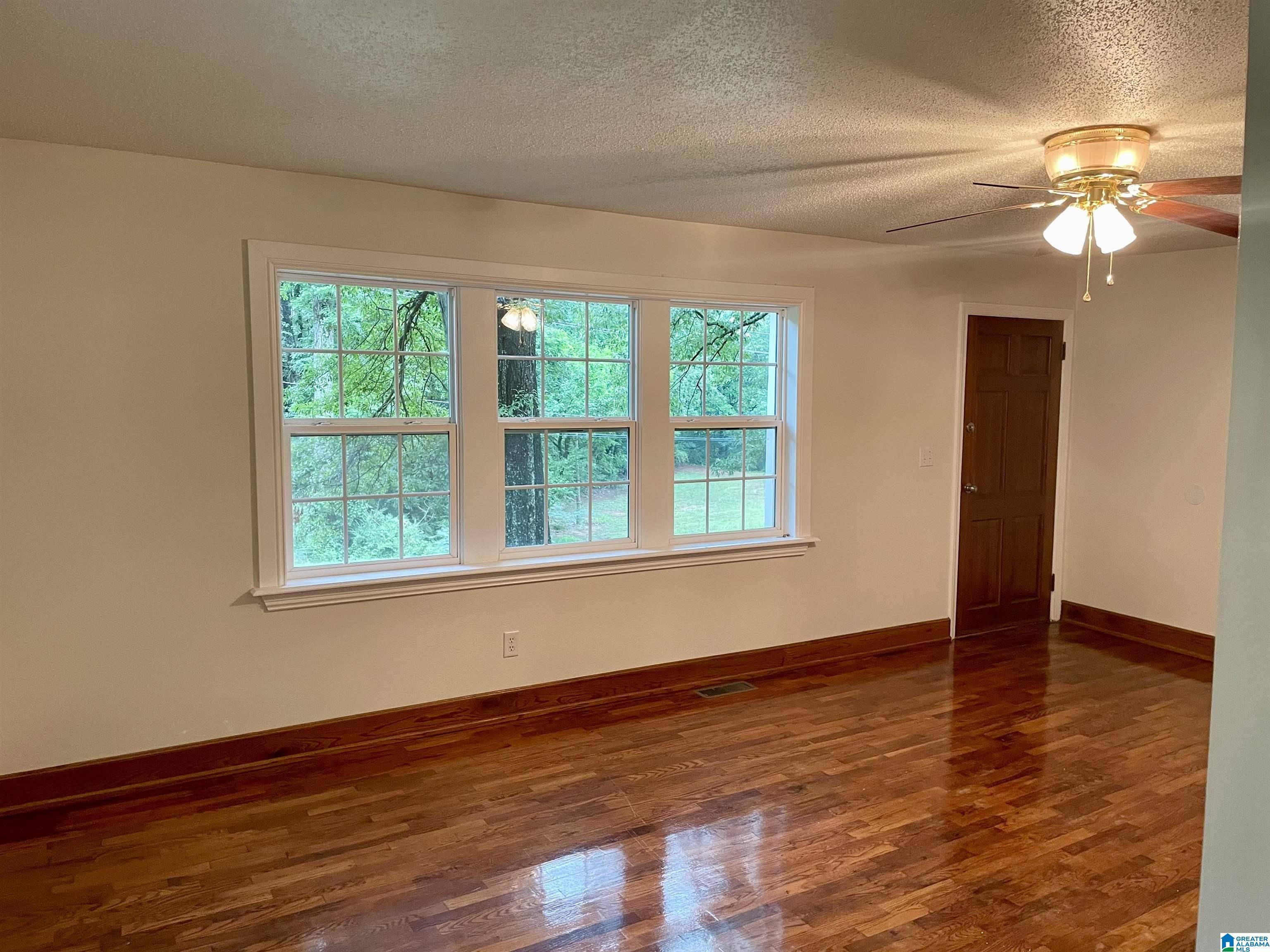 Gardendale, AL 35071,658 ODUM ROAD