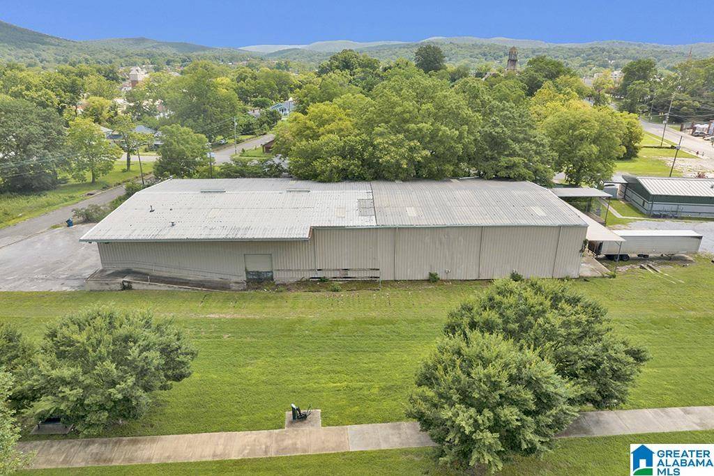 Anniston, AL 36201,310 W 16TH STREET