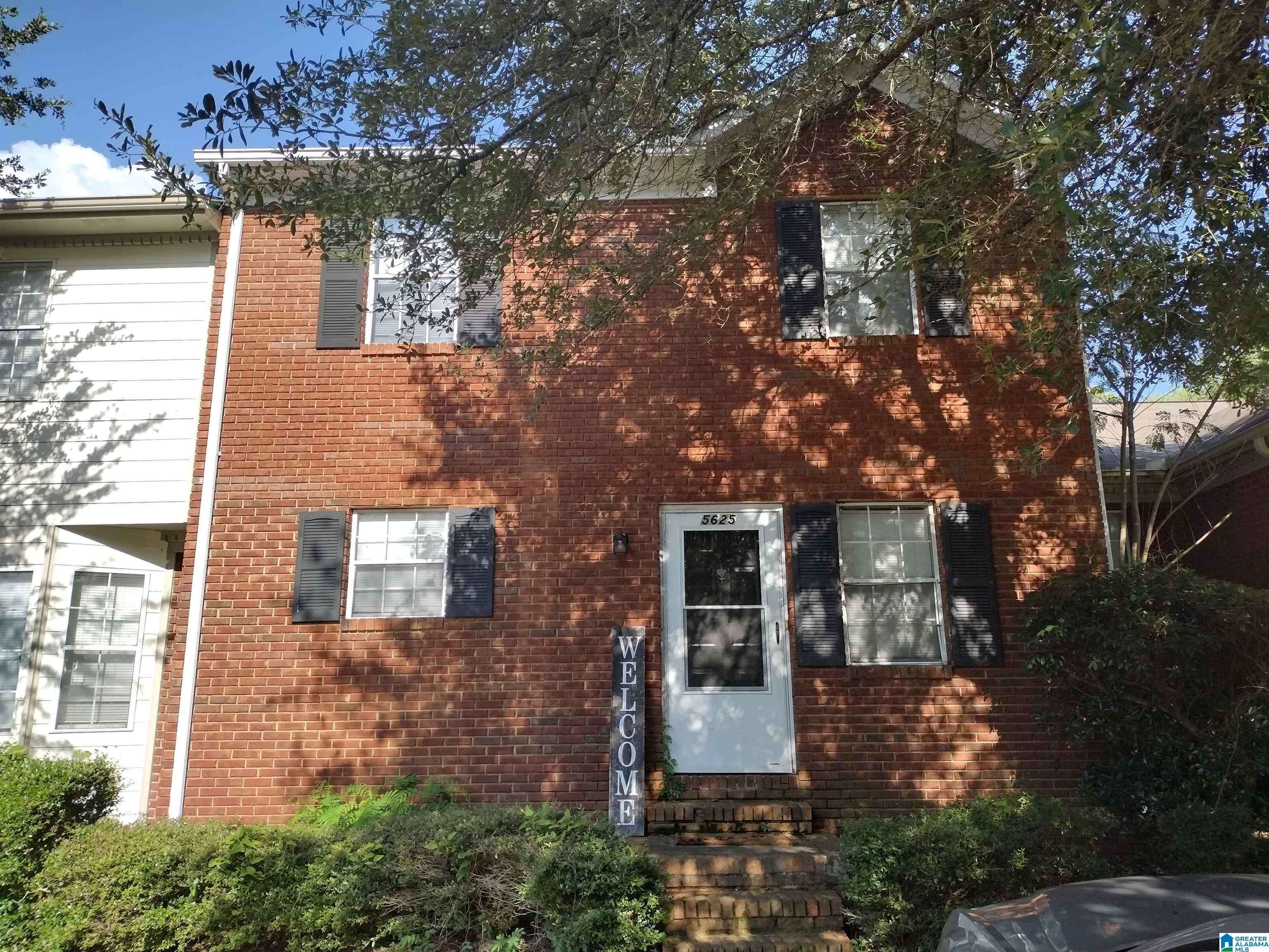 Anniston, AL 36206,5625 WOODGATE CIRCLE