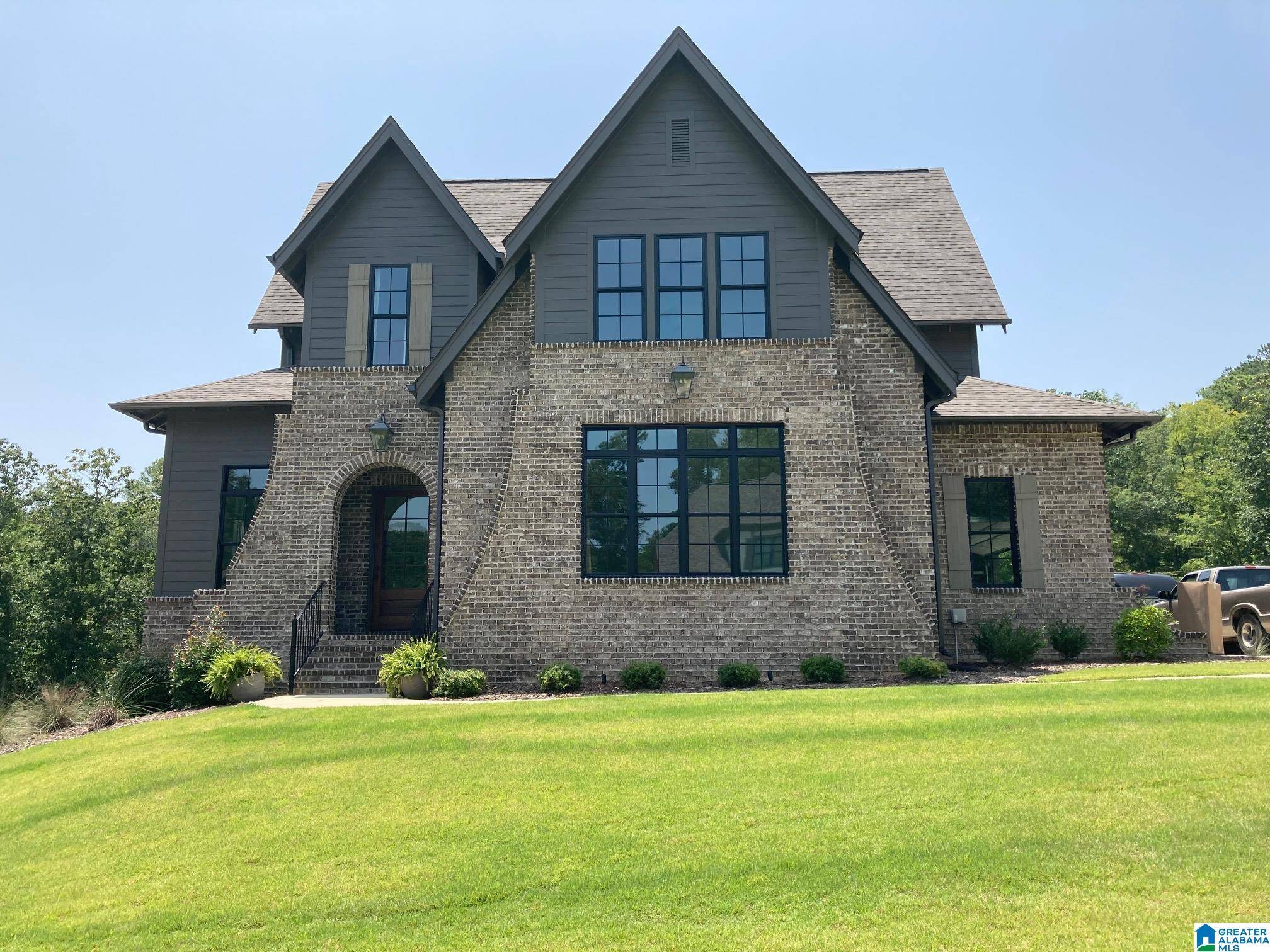 Birmingham, AL 35242,305 SOUTHLEDGE PLACE