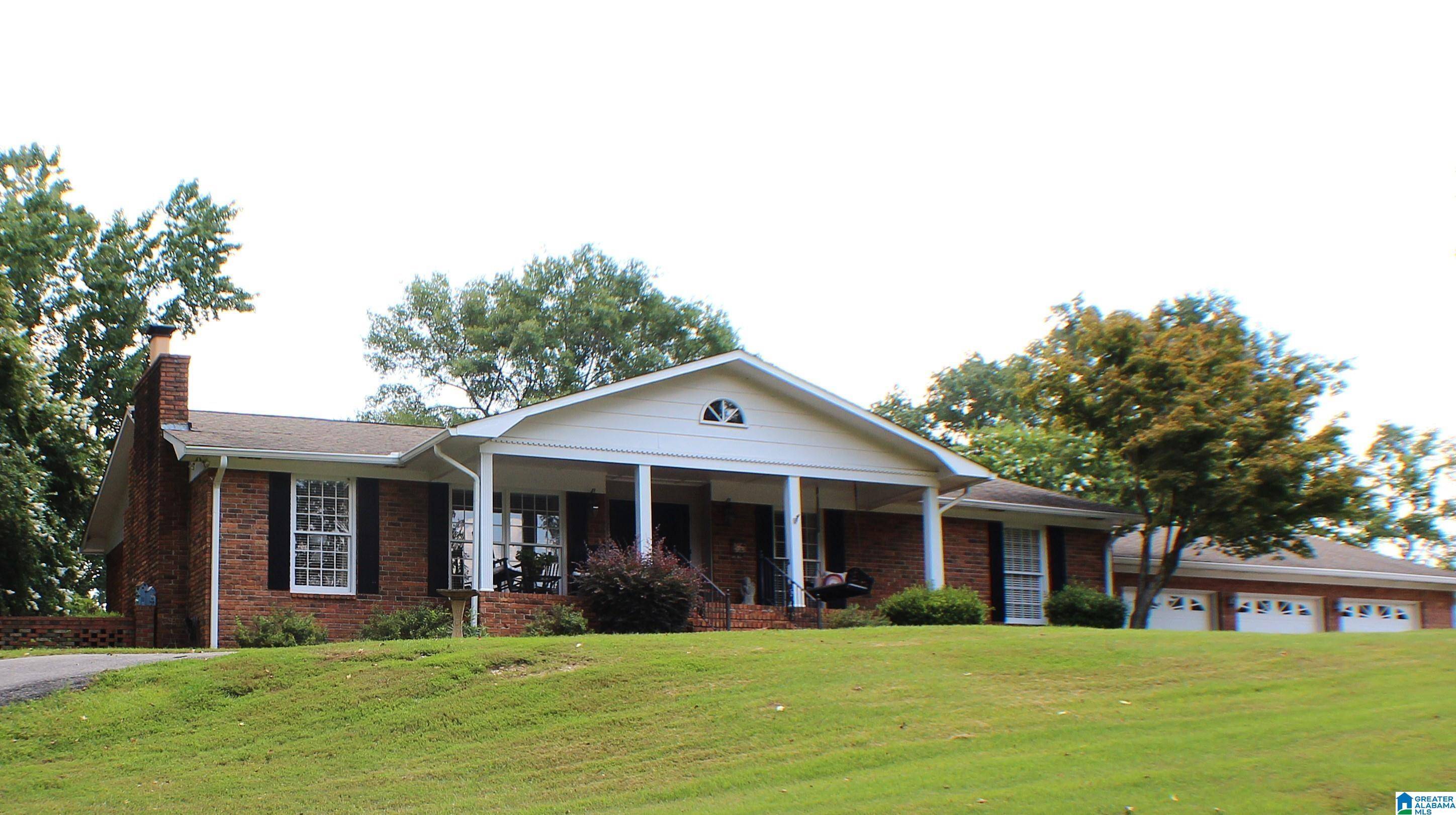 Oxford, AL 36203,2 MEADOWLAKE DRIVE