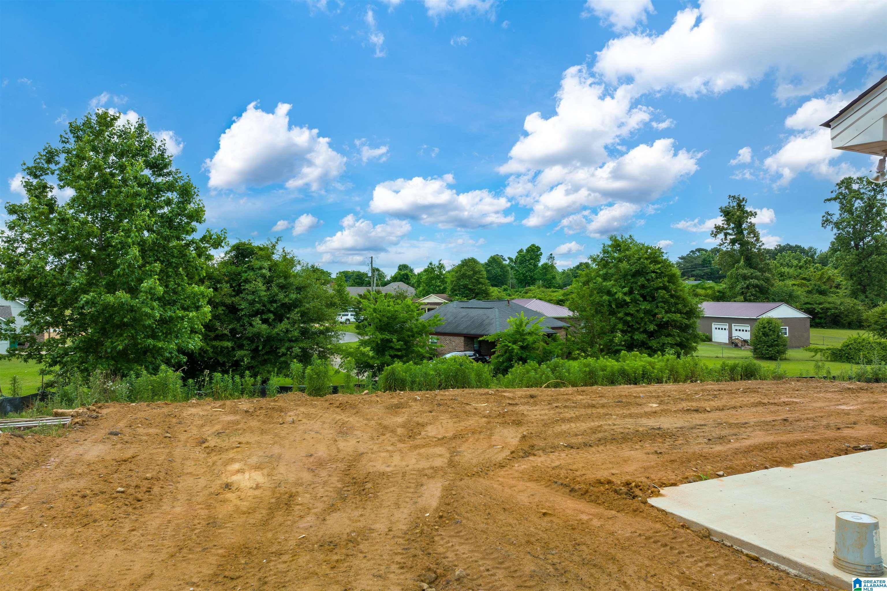 Pleasant Grove, AL 35127,937 12TH AVENUE