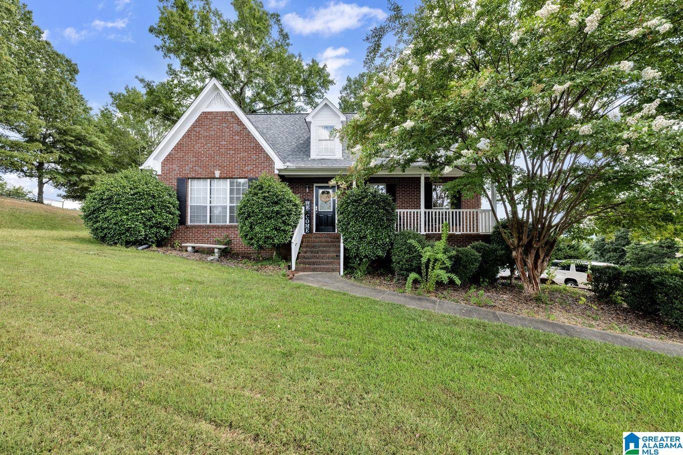 Oneonta, AL 35121,98 GREYSTONE DRIVE