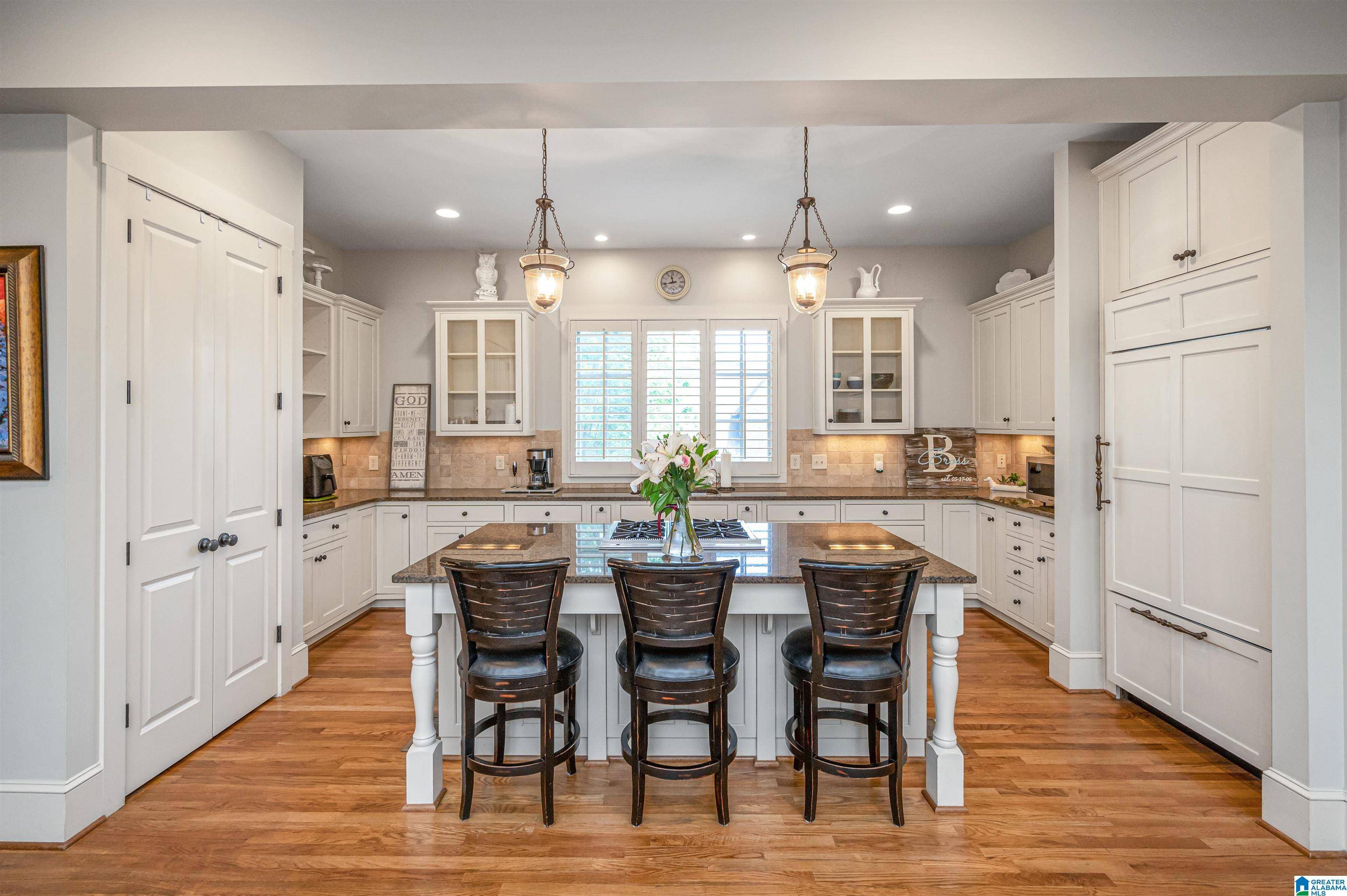 Hoover, AL 35226,352 STONE BROOK CIRCLE