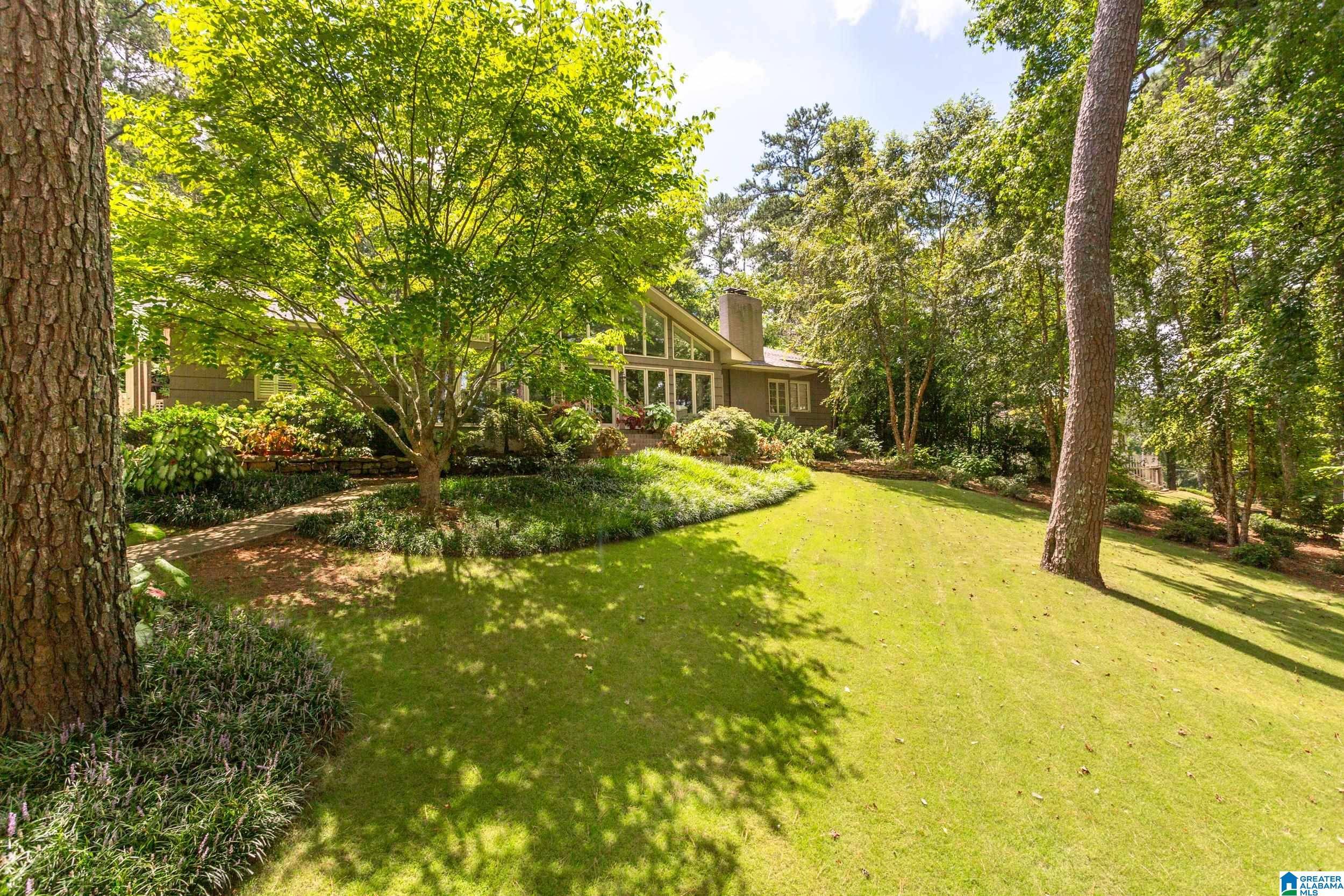 Gadsden, AL 35901,207 WILDWOOD ROAD