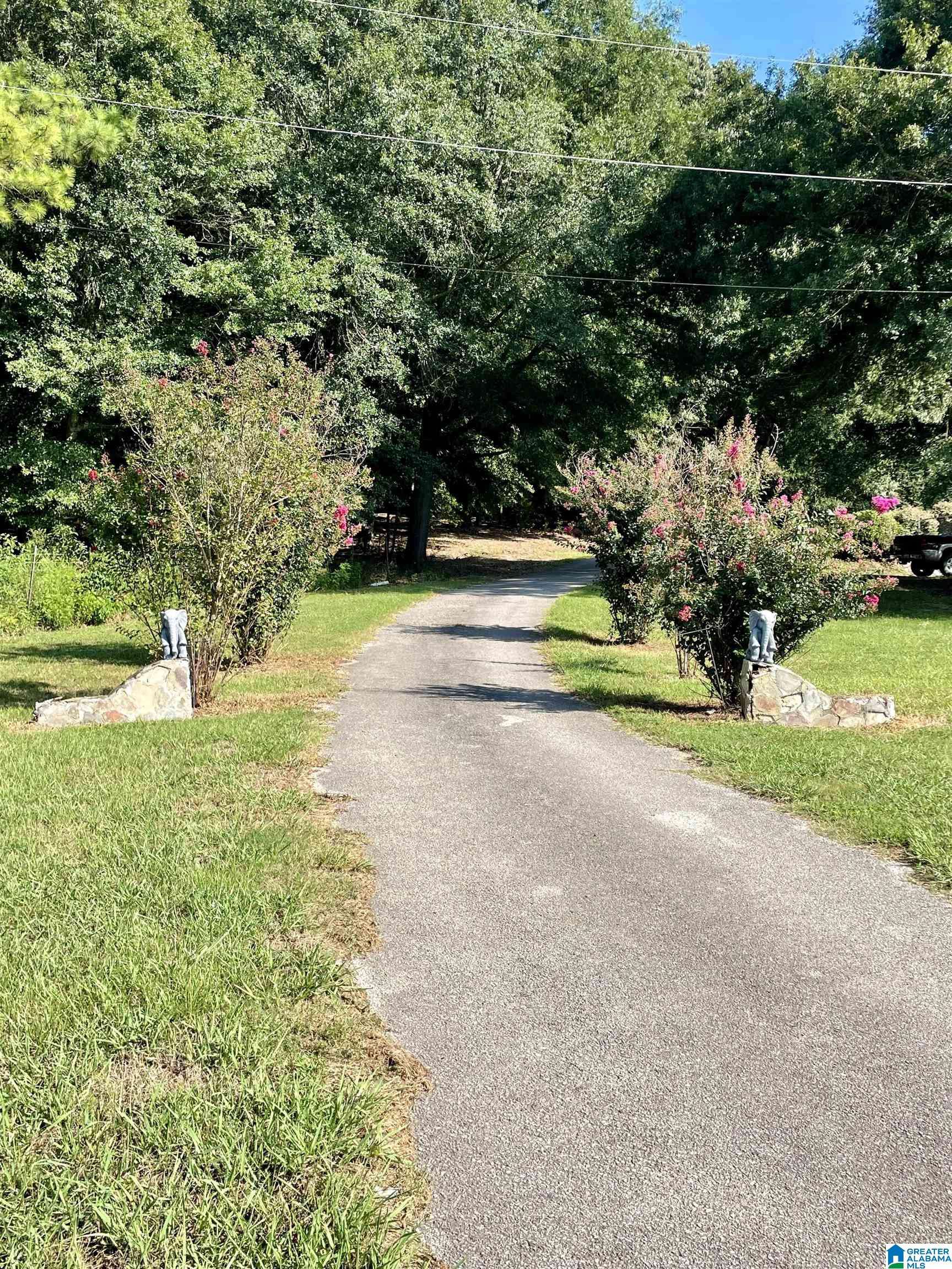 Anniston, AL 36207,310 SUN VALLEY DRIVE