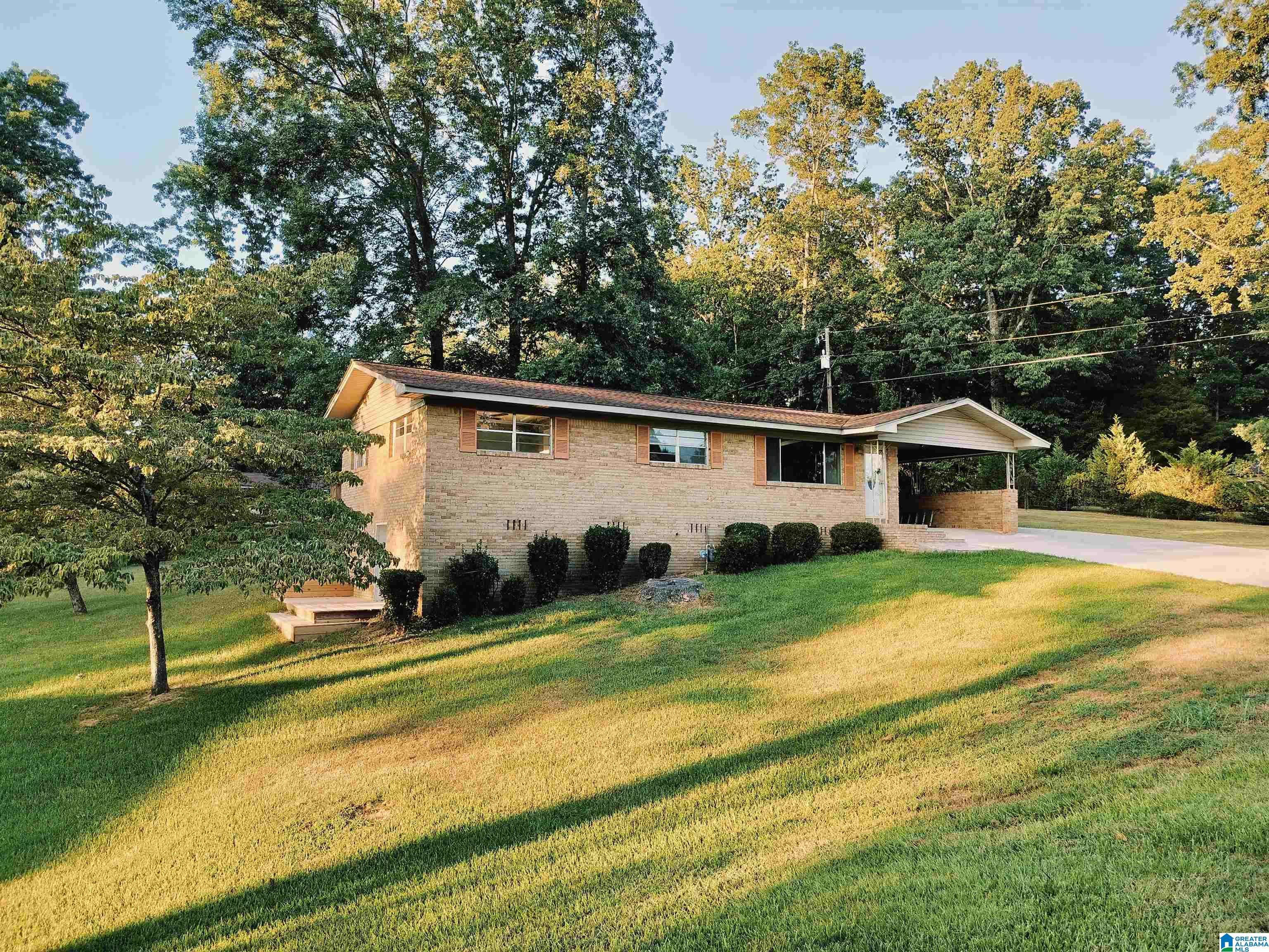 Cullman, AL 35058,1657 PINEWOOD DRIVE