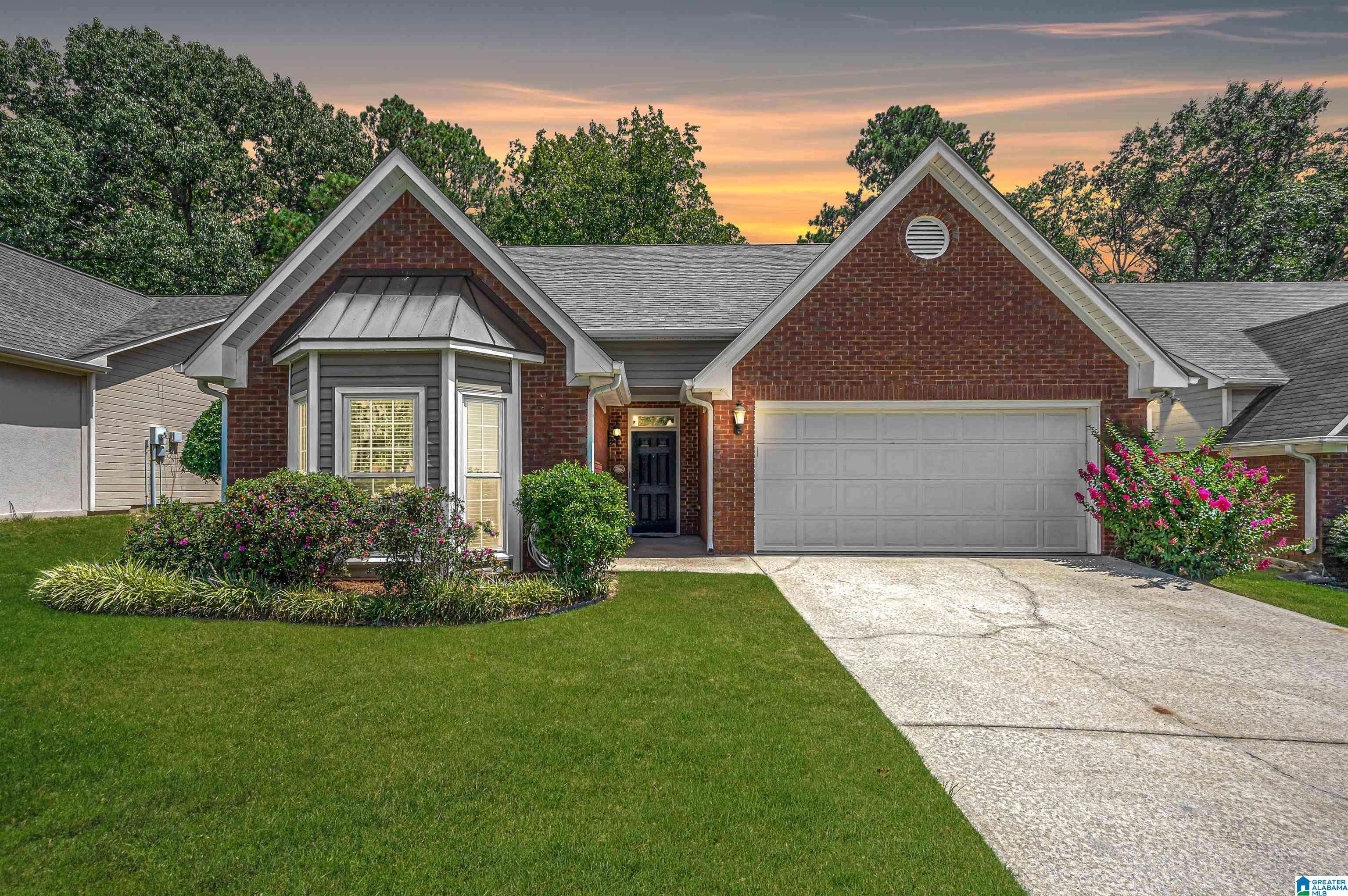 Hoover, AL 35244,2052 RUSSET WOODS TRAIL