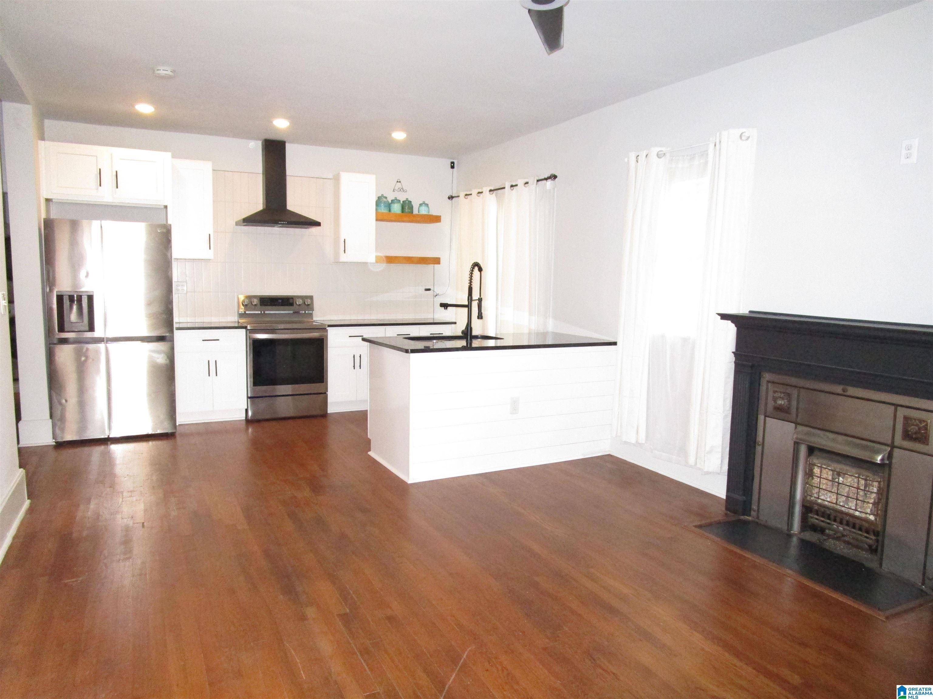 Birmingham, AL 35206,7916 5TH AVENUE S