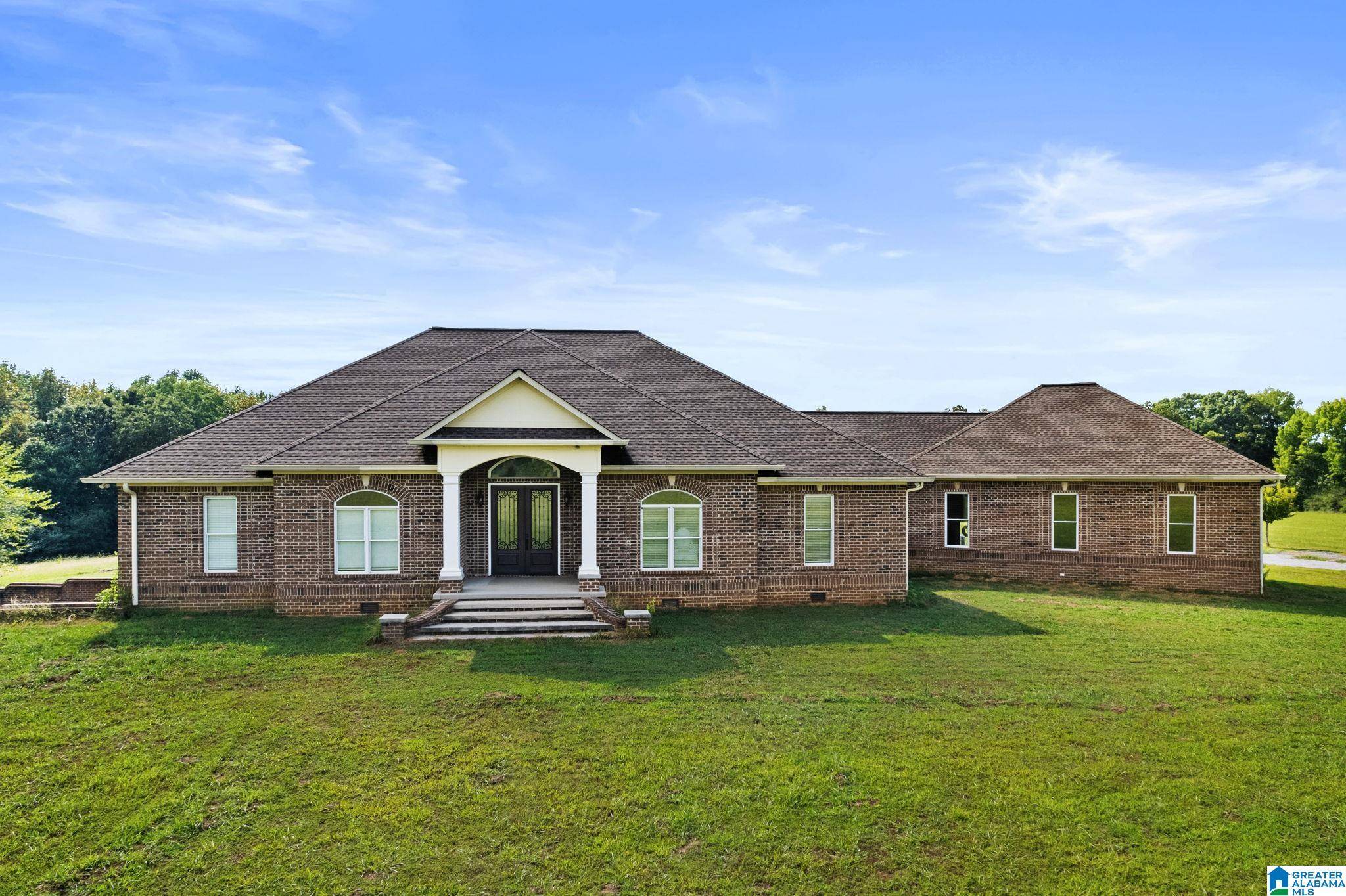 Eva, AL 35621,215 COUNTY ROAD 1542