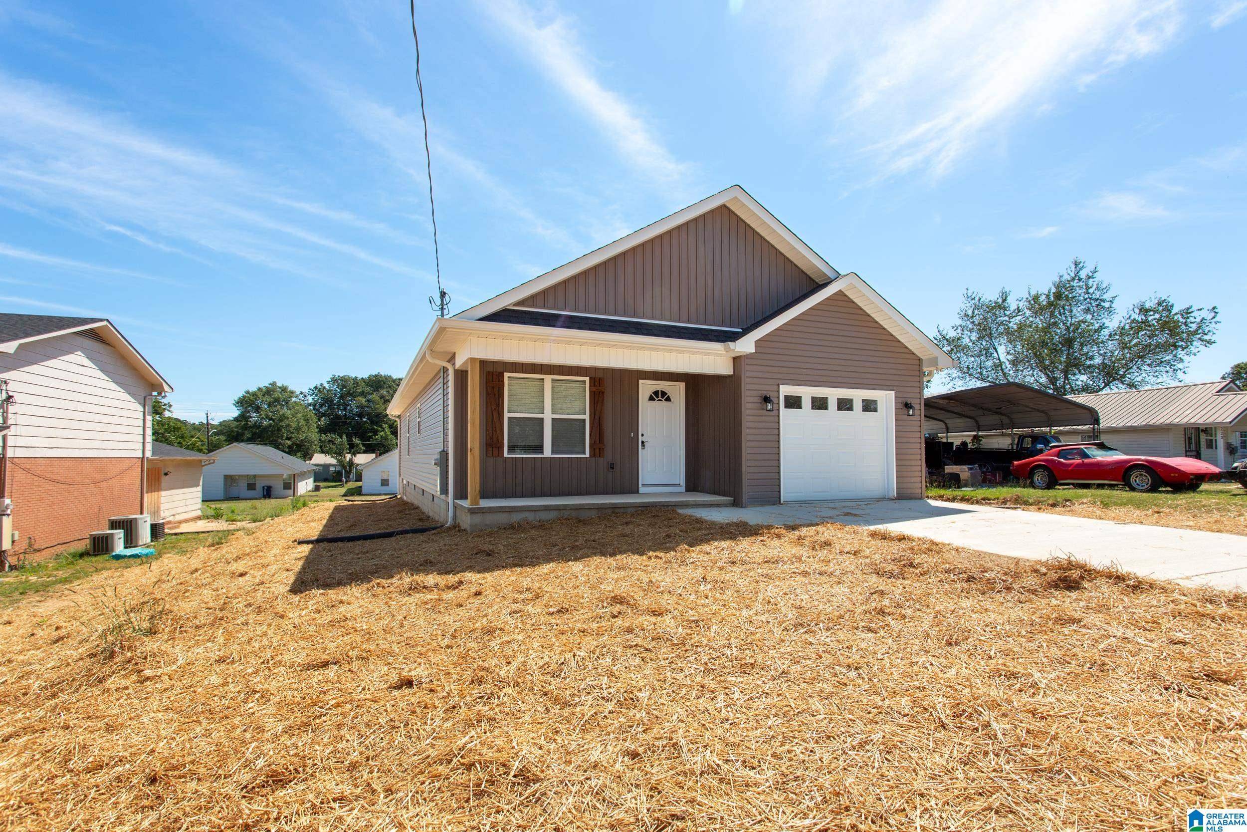 Oxford, AL 36203,215 ELIZABETH AVENUE
