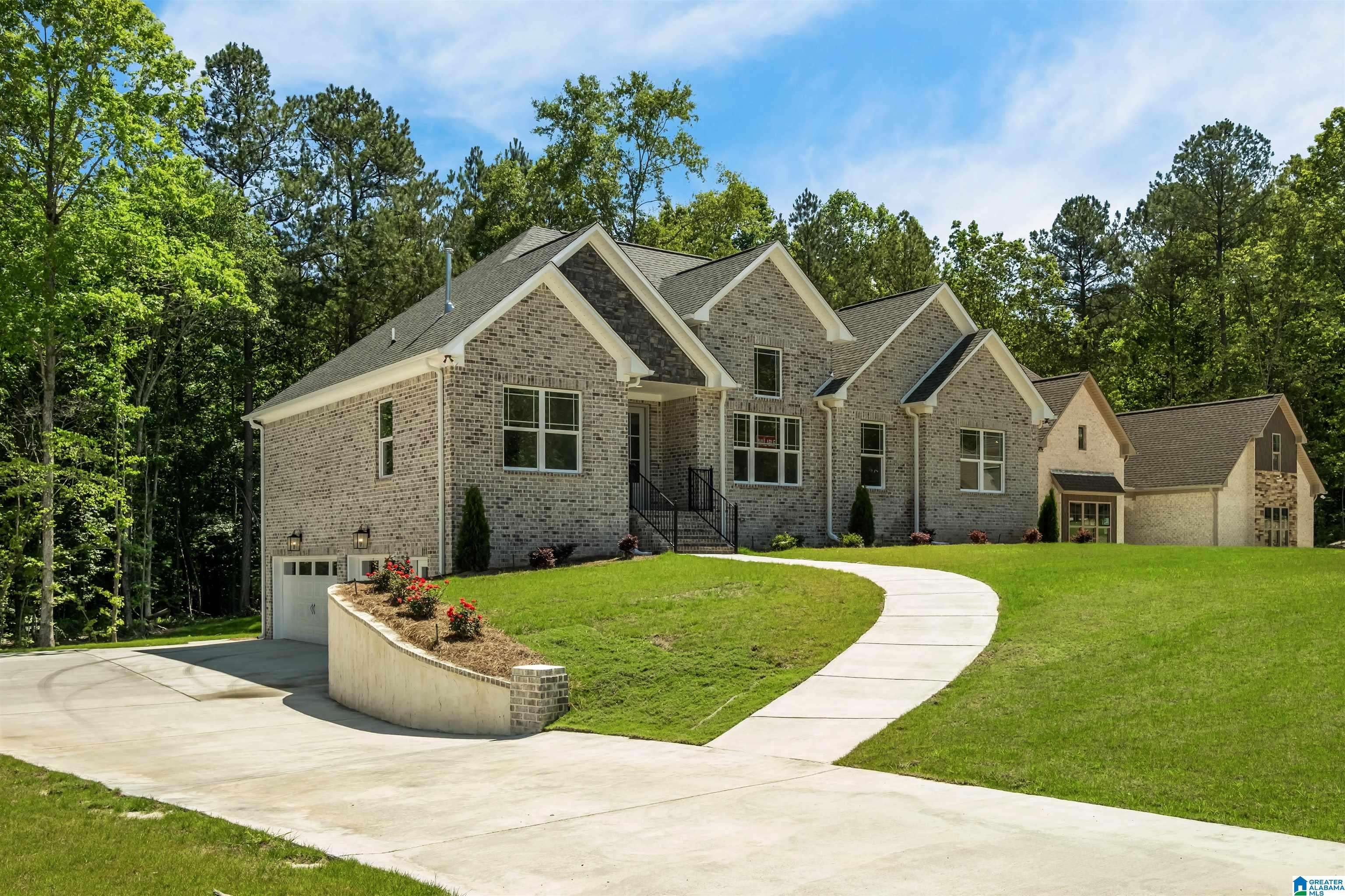 Pelham, AL 35124,509 GREY OAKS GROVE