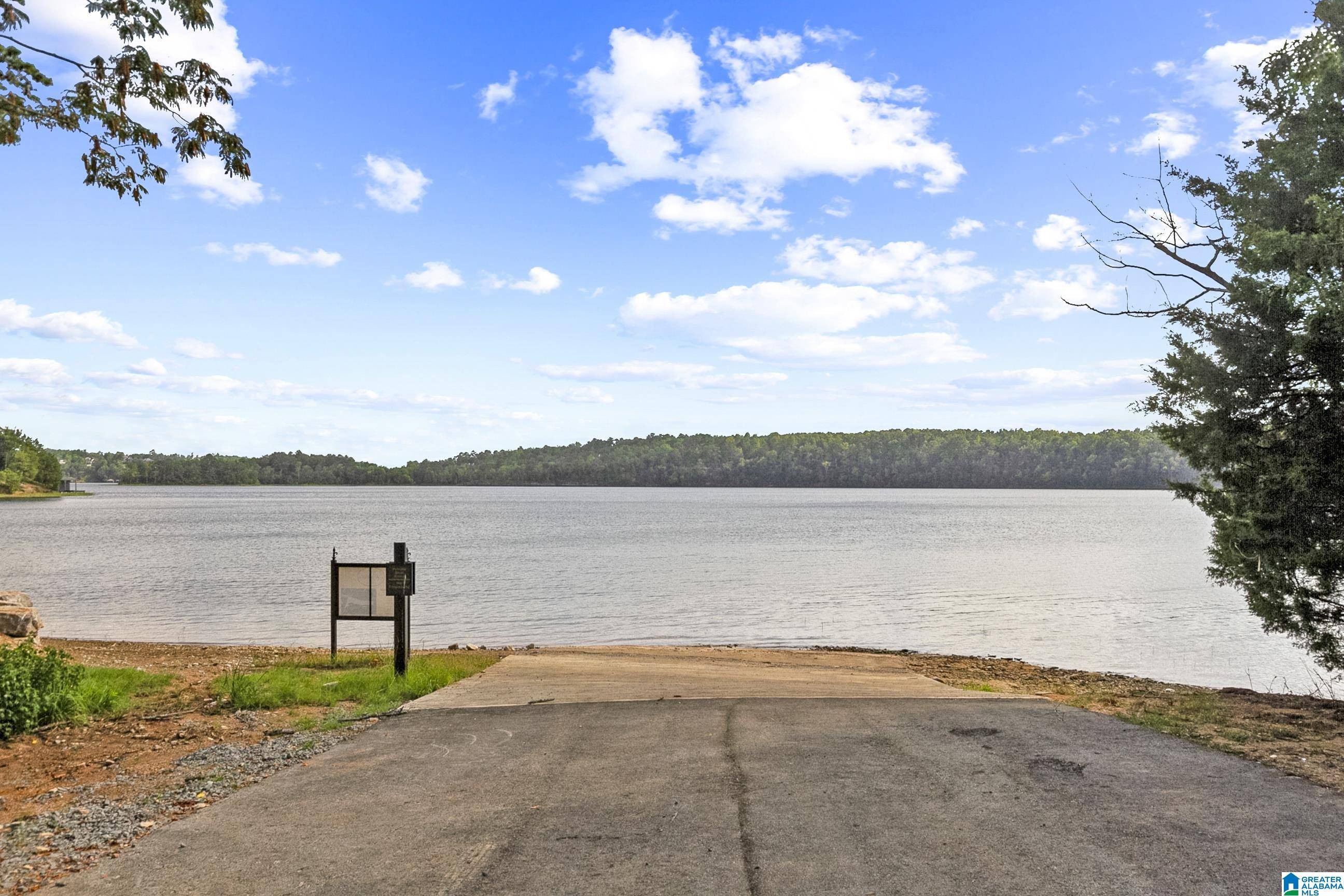 Tuscaloosa, AL 35406,8051 PENINSULA DRIVE #2