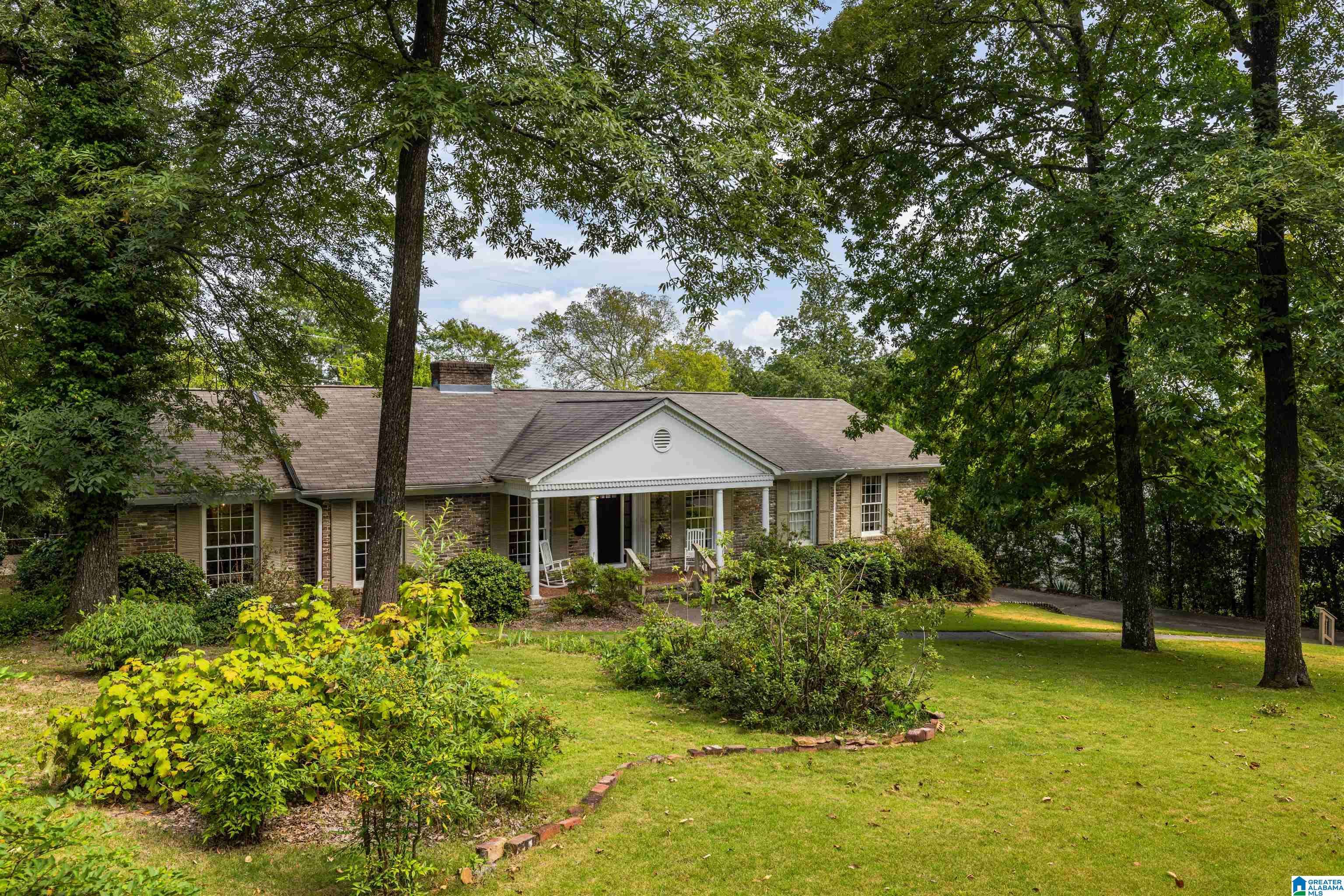 Mountain Brook, AL 35223,3517 CRESTBROOK ROAD