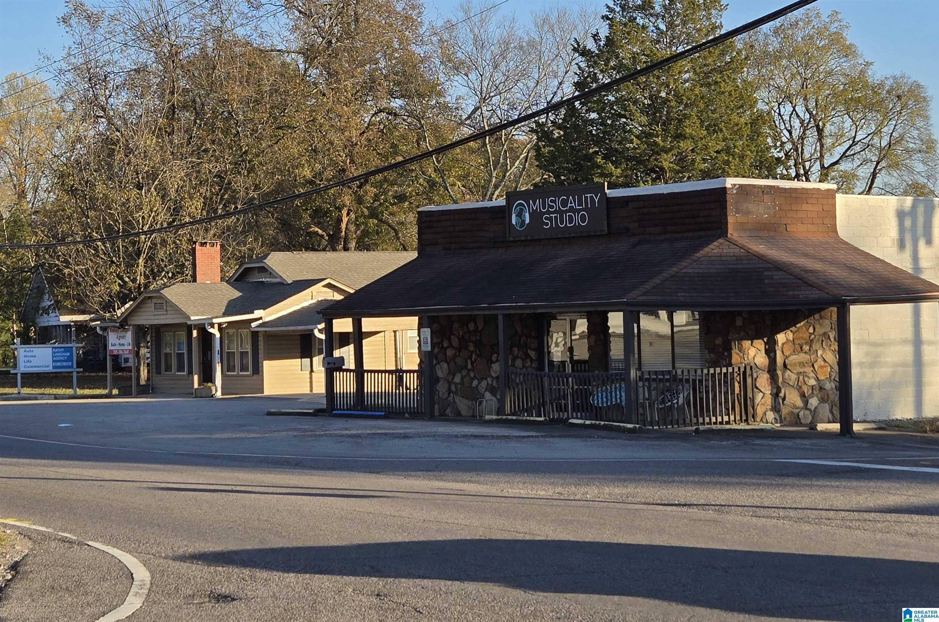 Gardendale, AL 35071,501,505 TARRANT ROAD