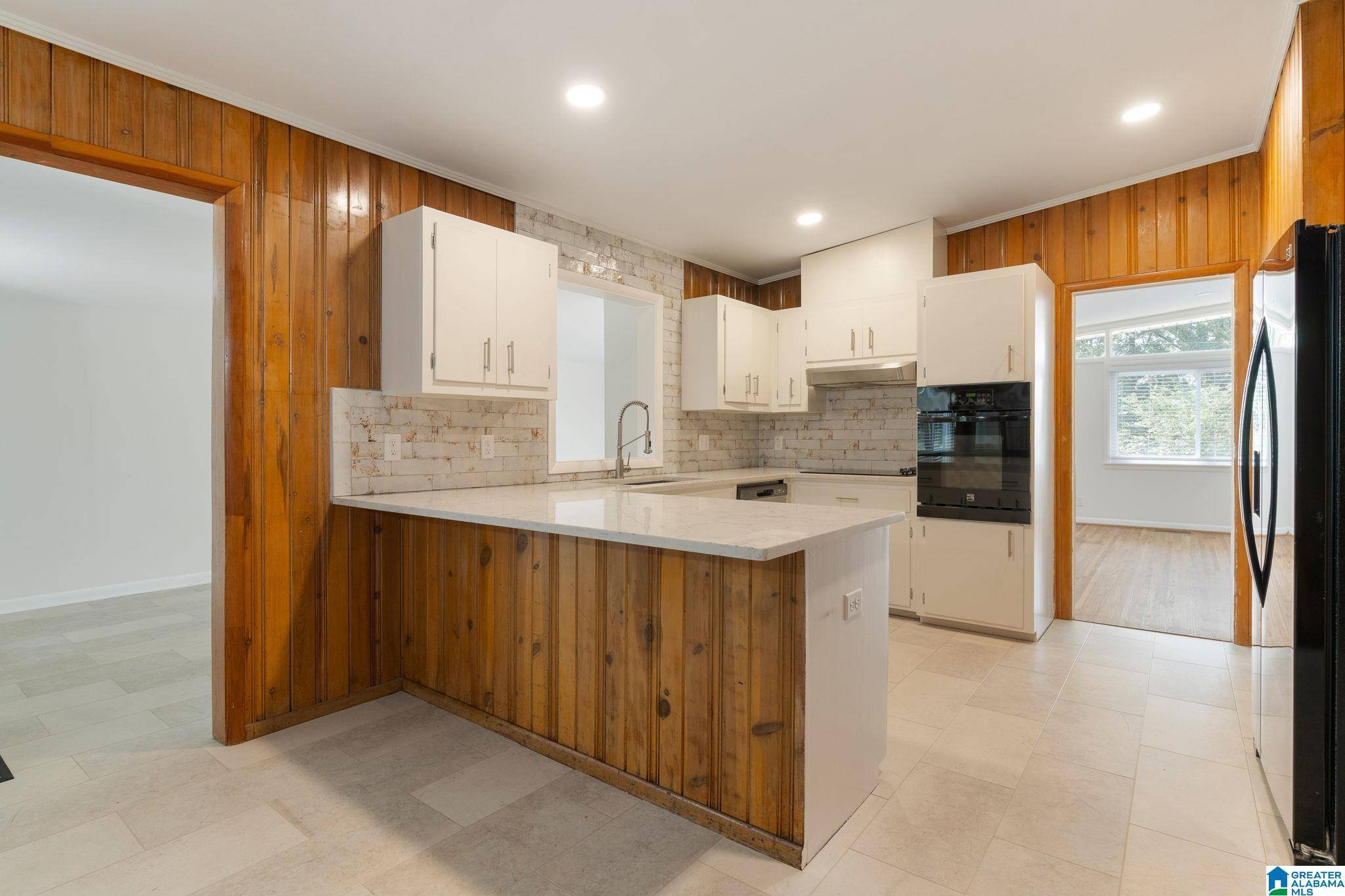 Vestavia Hills, AL 35216,1844 NOTTINGHAM DRIVE