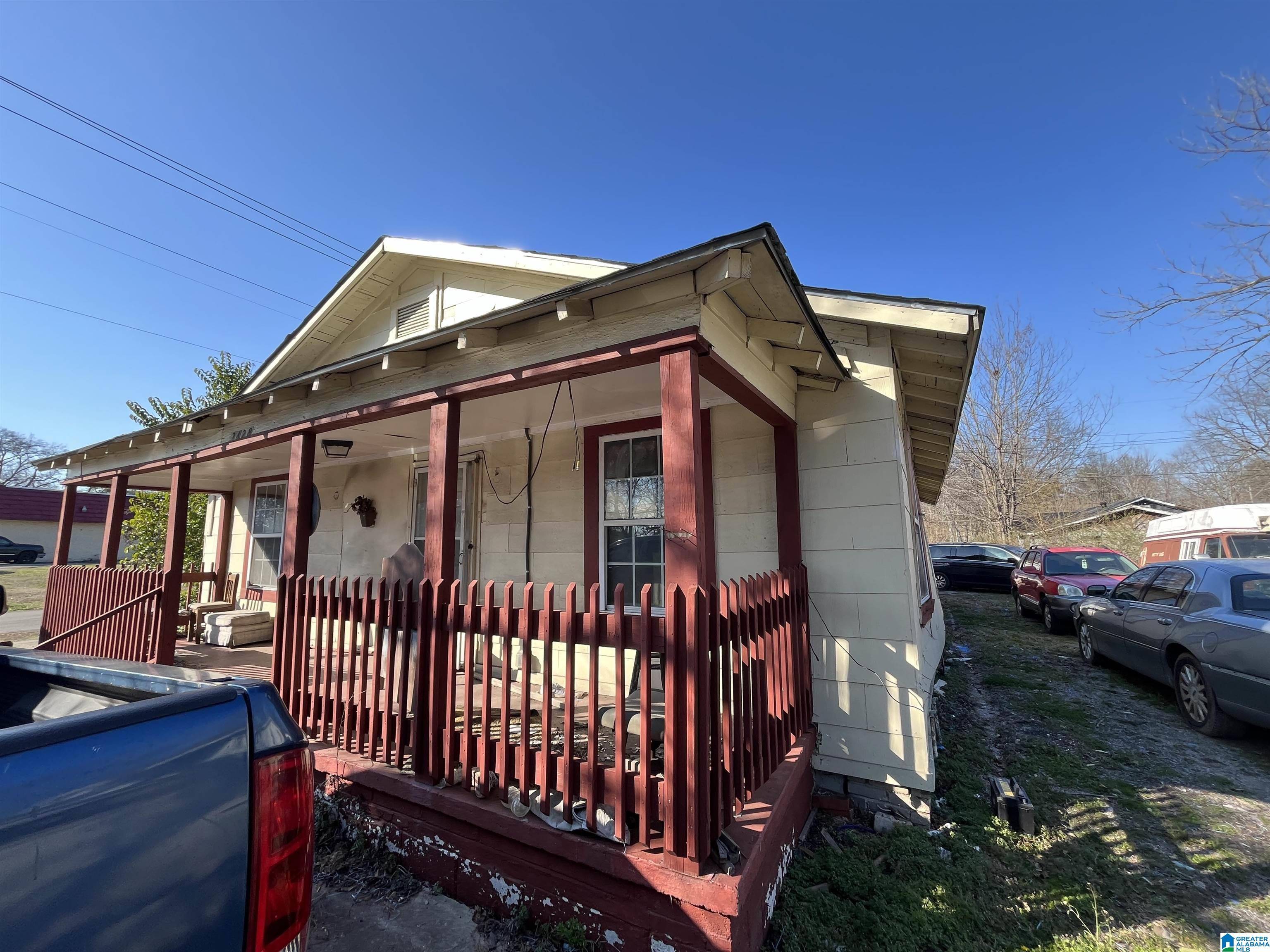Birmingham, AL 35221,3428 CLEBURN AVENUE