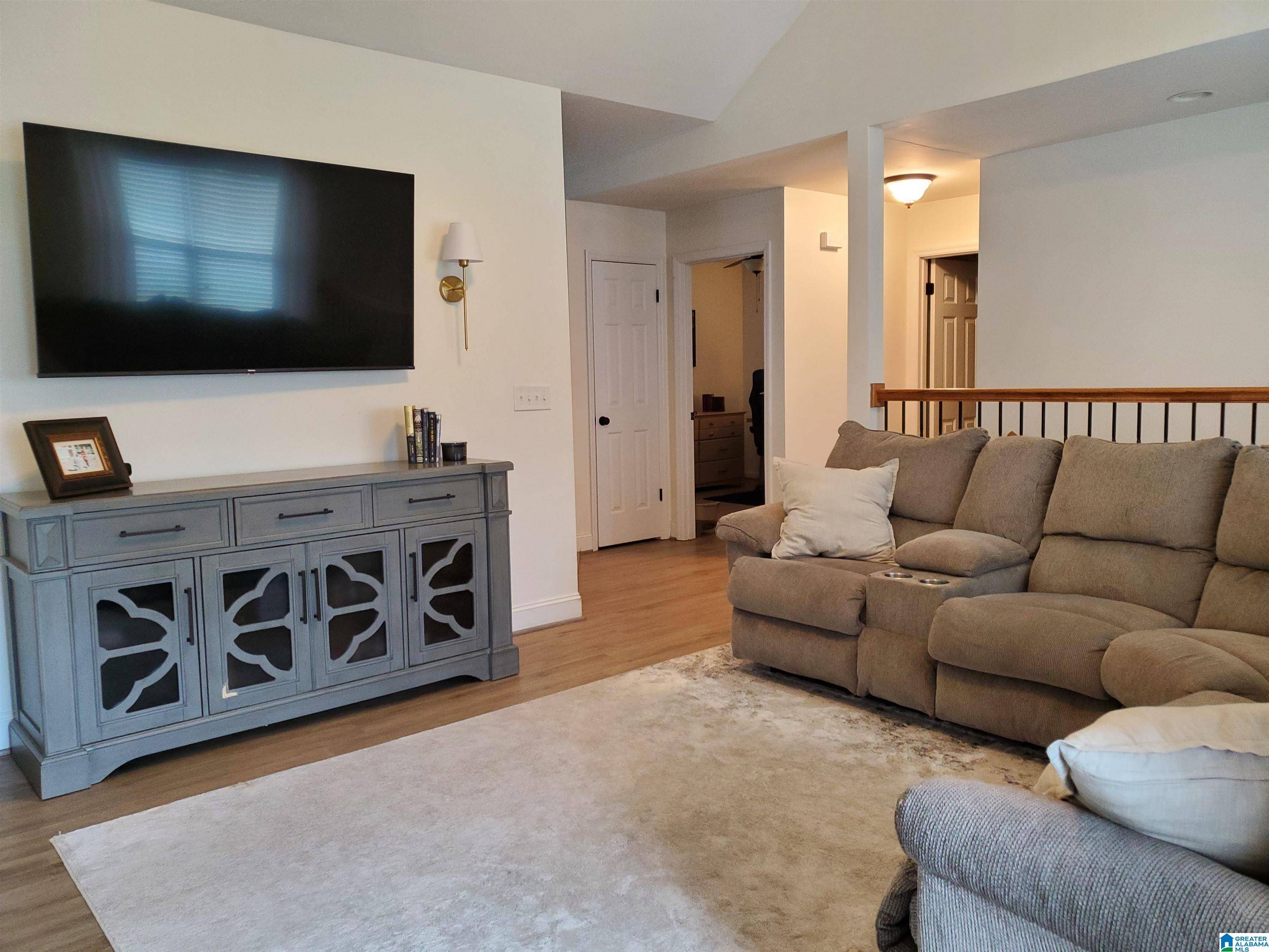 Hayden, AL 35079,156 THORNBERRY DRIVE