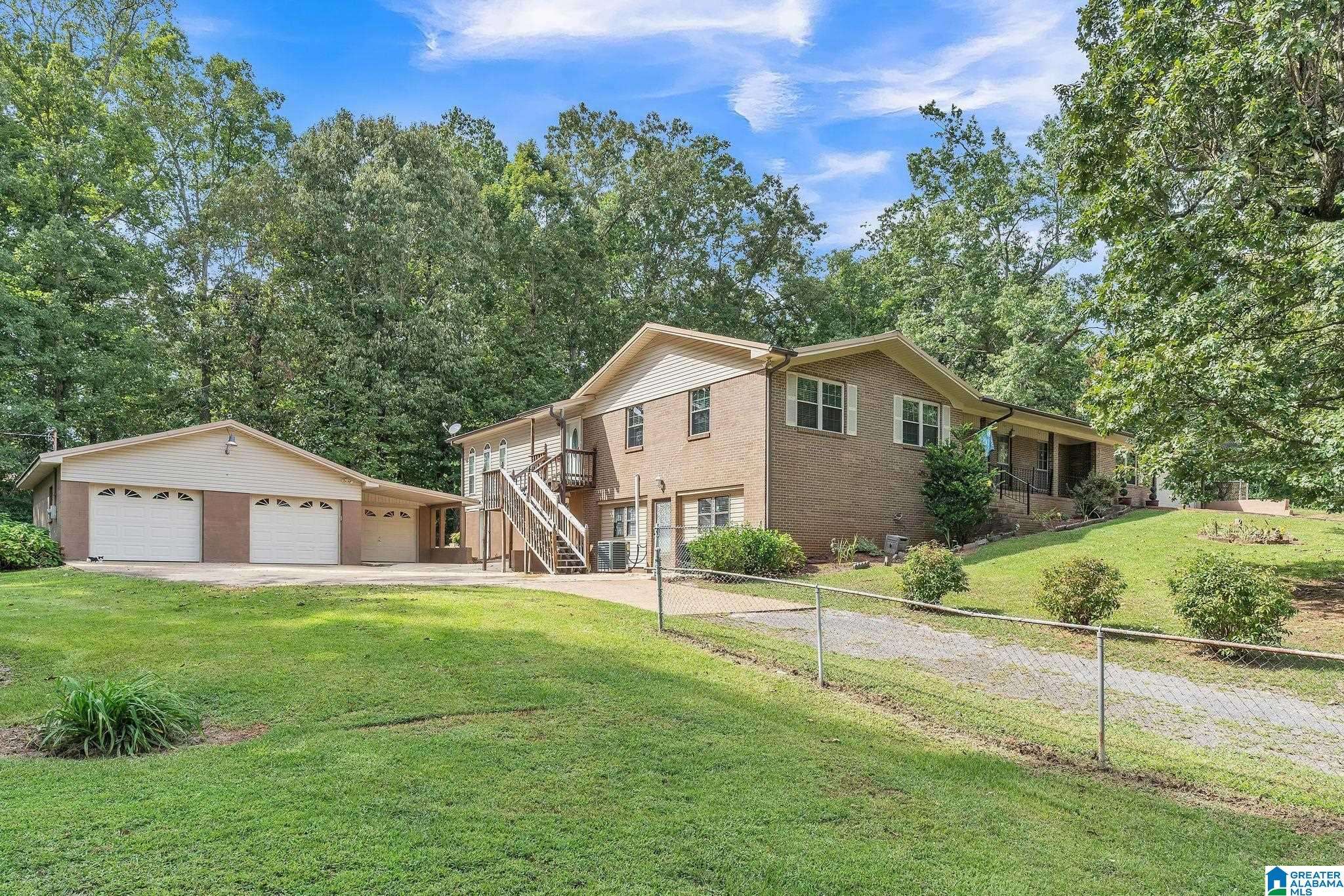 Sumiton, AL 35148,212 FENNELL STREET