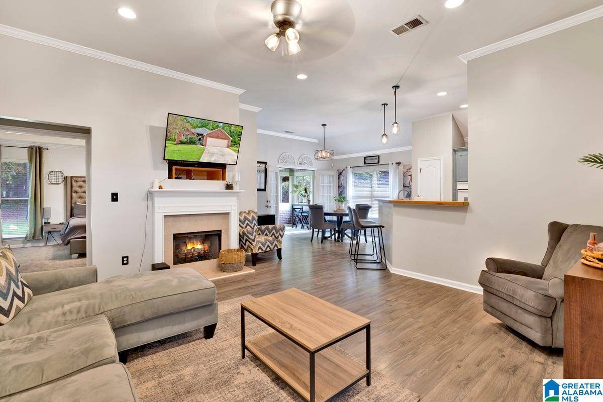 Pinson, AL 35126,6754 HEATON MANOR