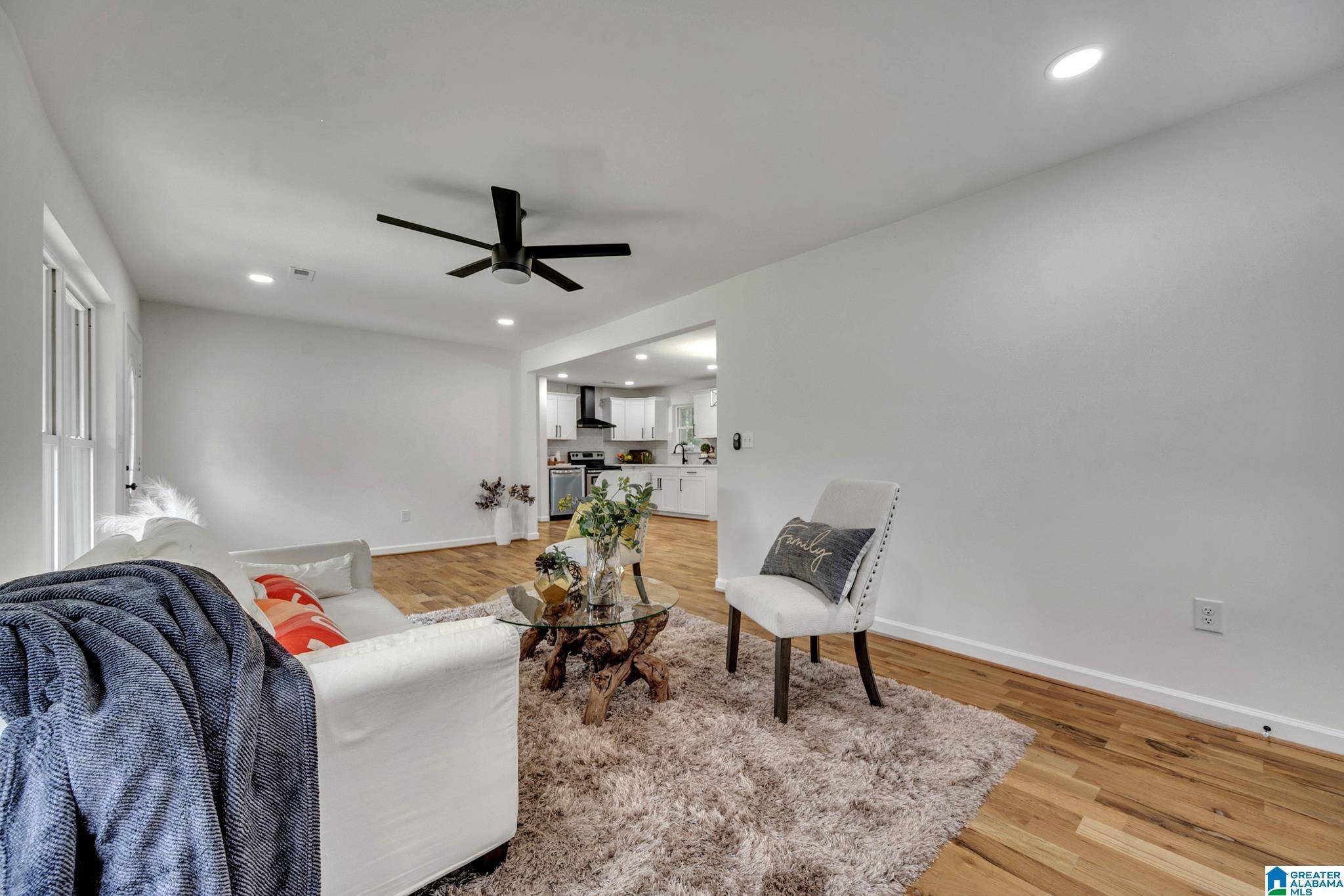 Jemison, AL 35085,25 EUGENE AVENUE