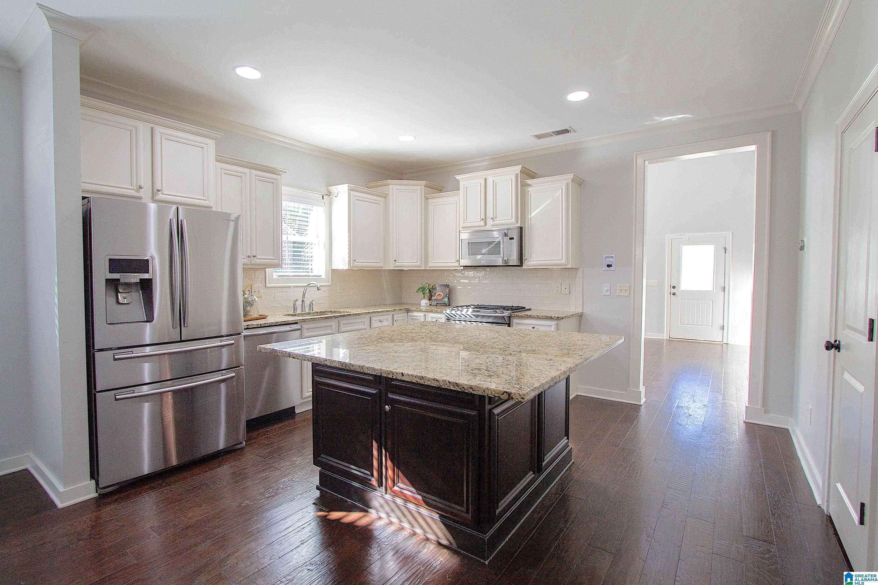 Birmingham, AL 35242,1045 S HAMPTON PLACE
