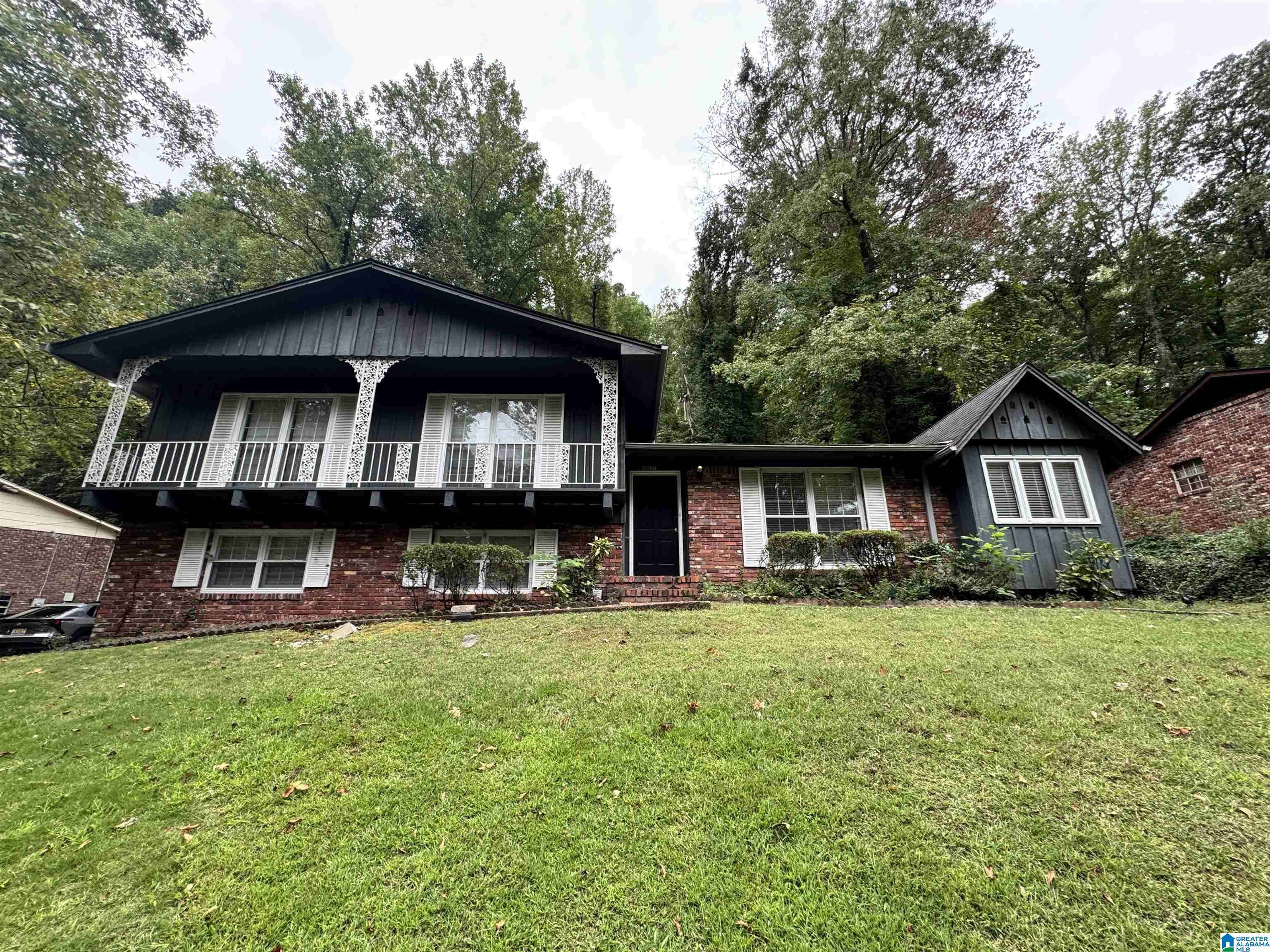 Birmingham, AL 35206,8937 VALLEYBROOK ROAD
