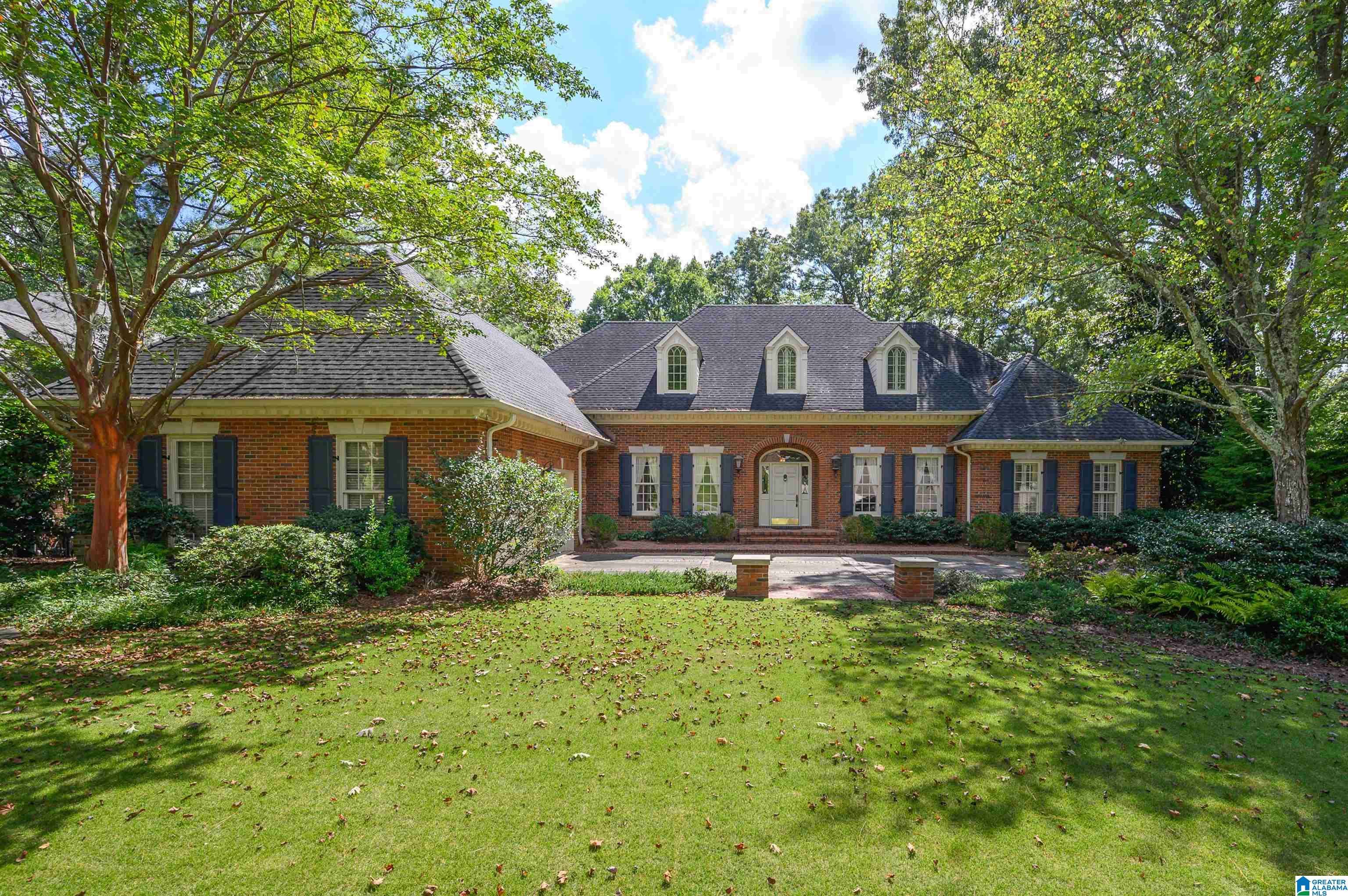 Vestavia Hills, AL 35243,1709 INDIAN CREEK DRIVE