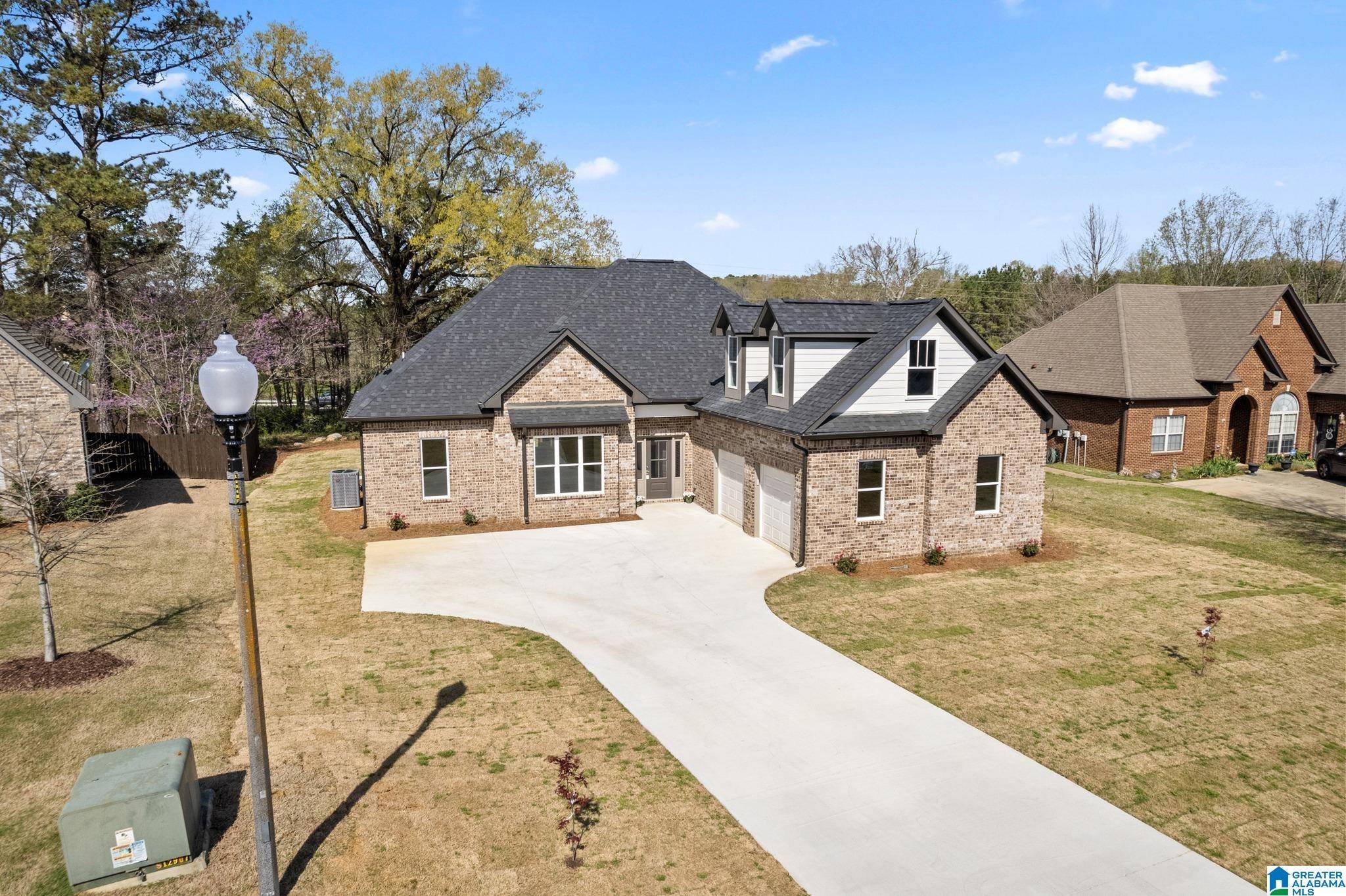 Montevallo, AL 35115,106 HERITAGE TRACE PARKWAY