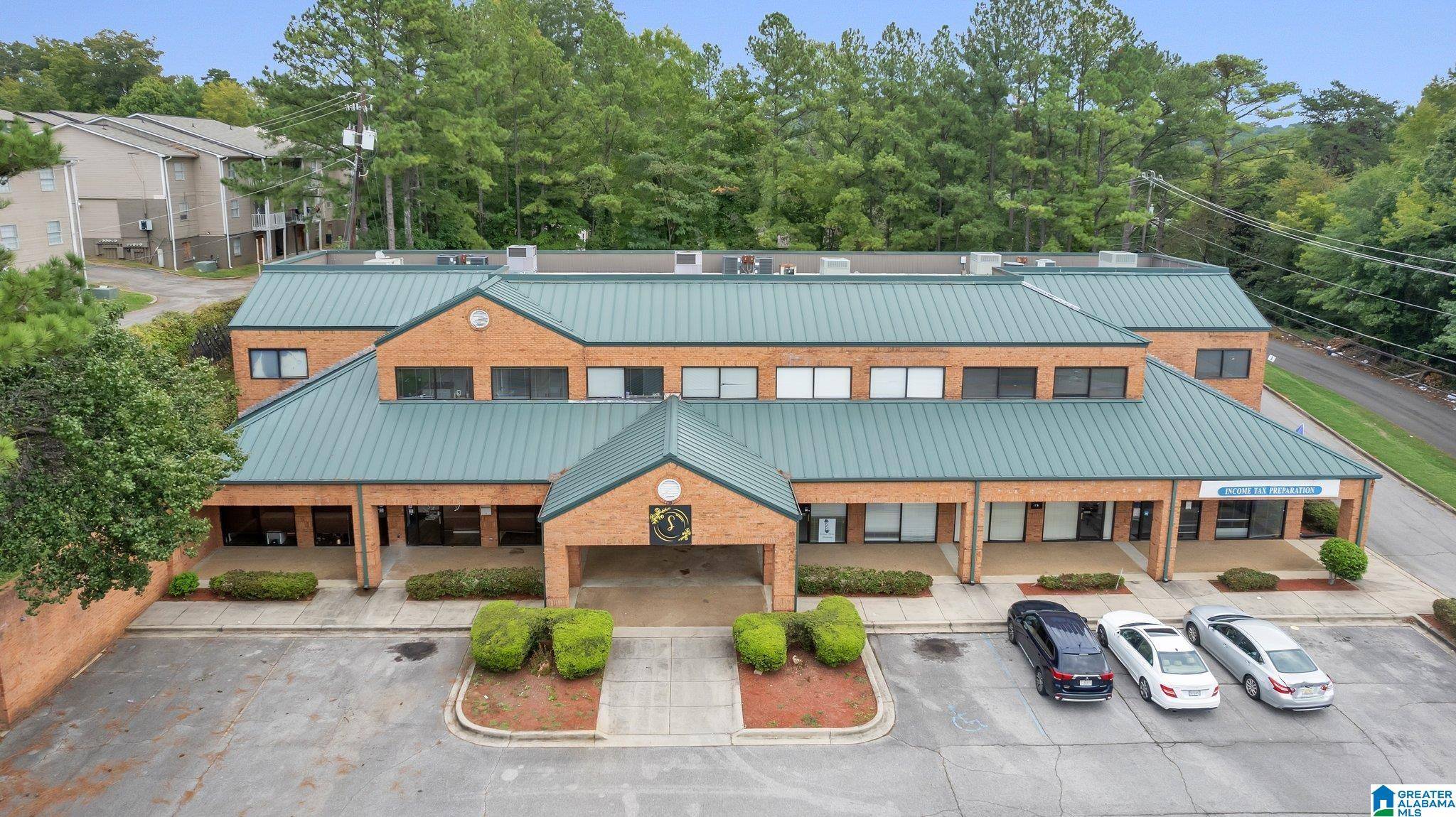 Birmingham, AL 35215,1301 CENTER POINT PARKWAY