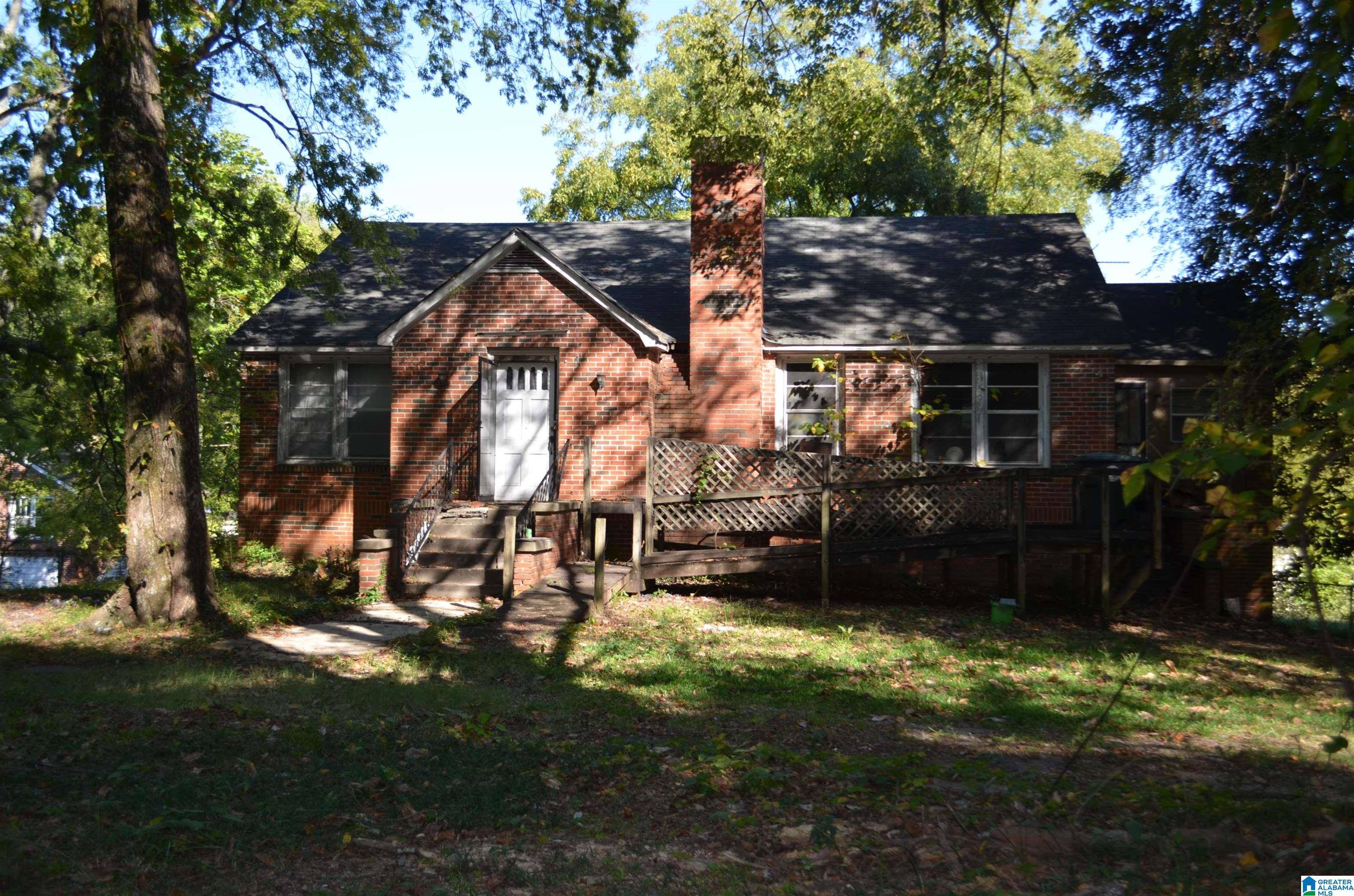 Birmingham, AL 35215,173 ROEBUCK DRIVE