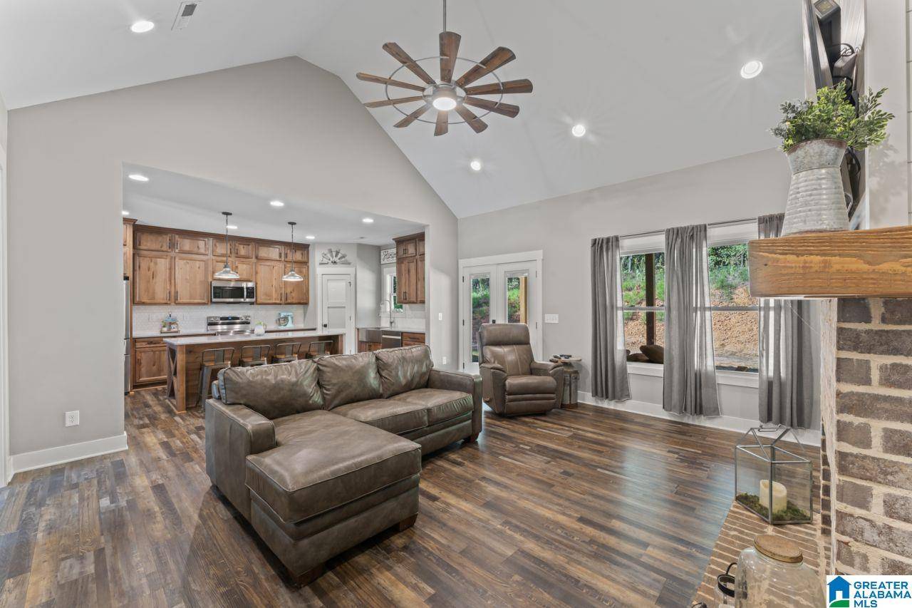 Wilsonville, AL 35143,1868 HEBB ROAD
