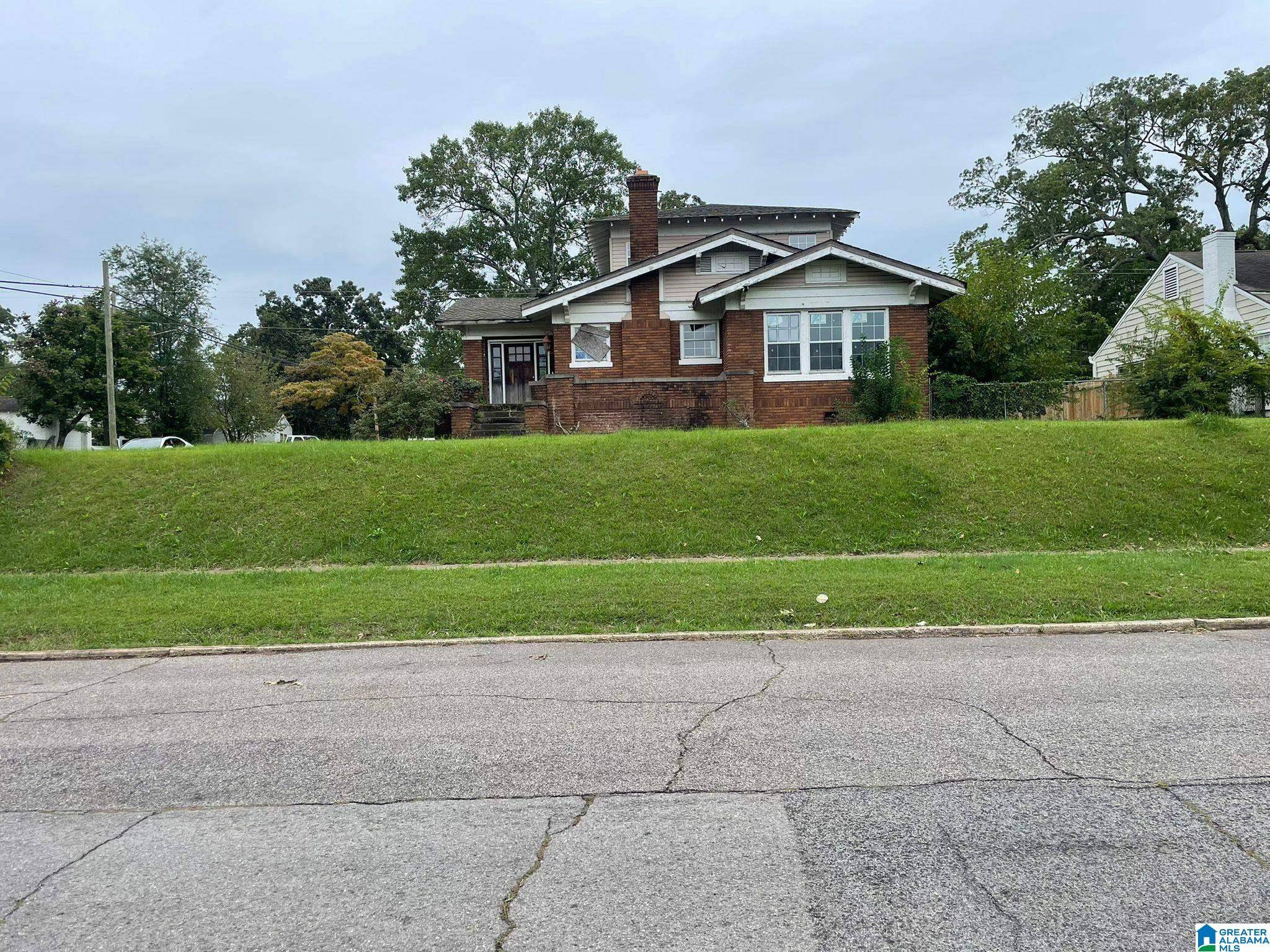 Birmingham, AL 35208,1349 41ST STREET