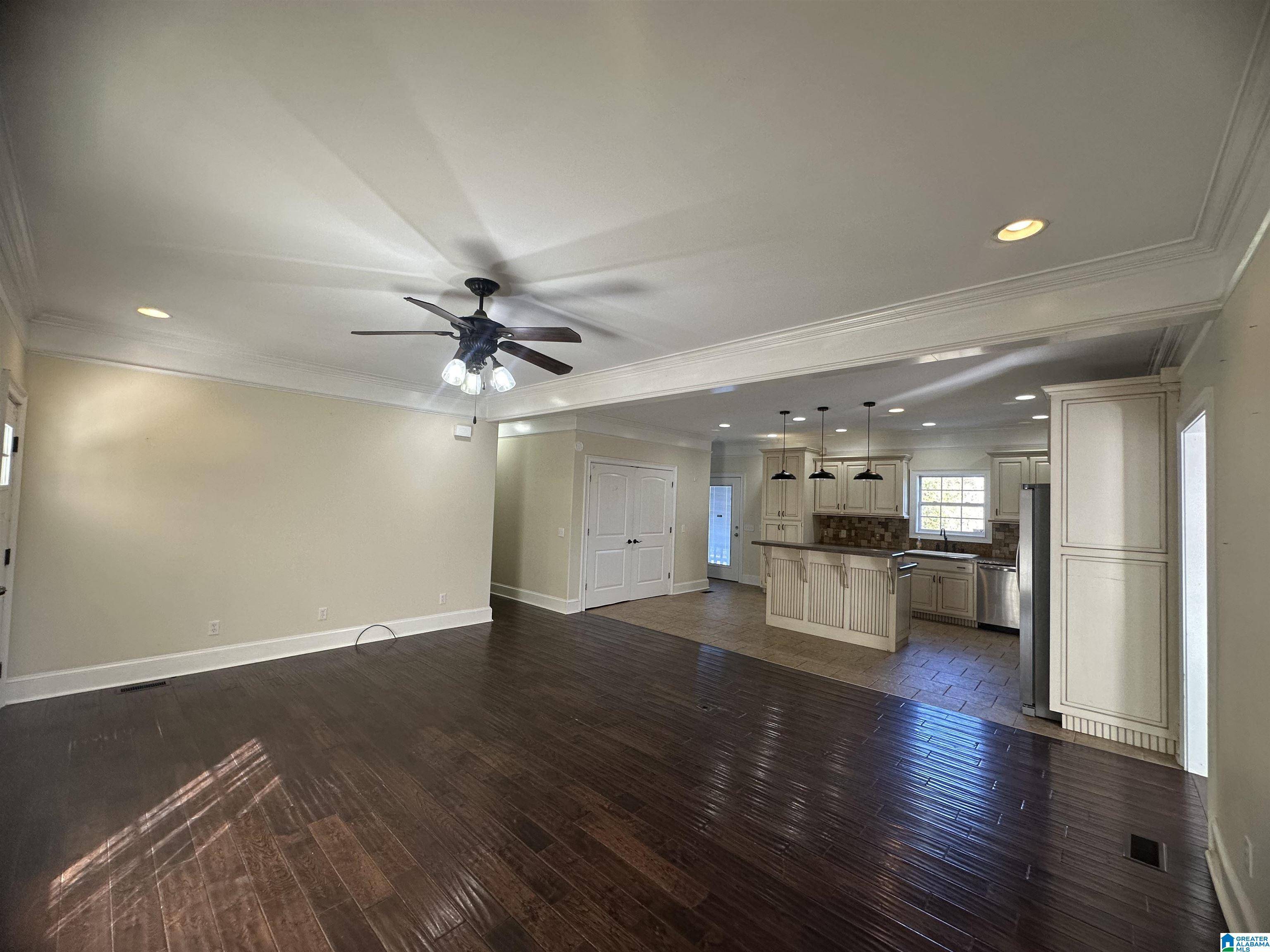 Holly Pond, AL 35083,360 COUNTY ROAD 1740